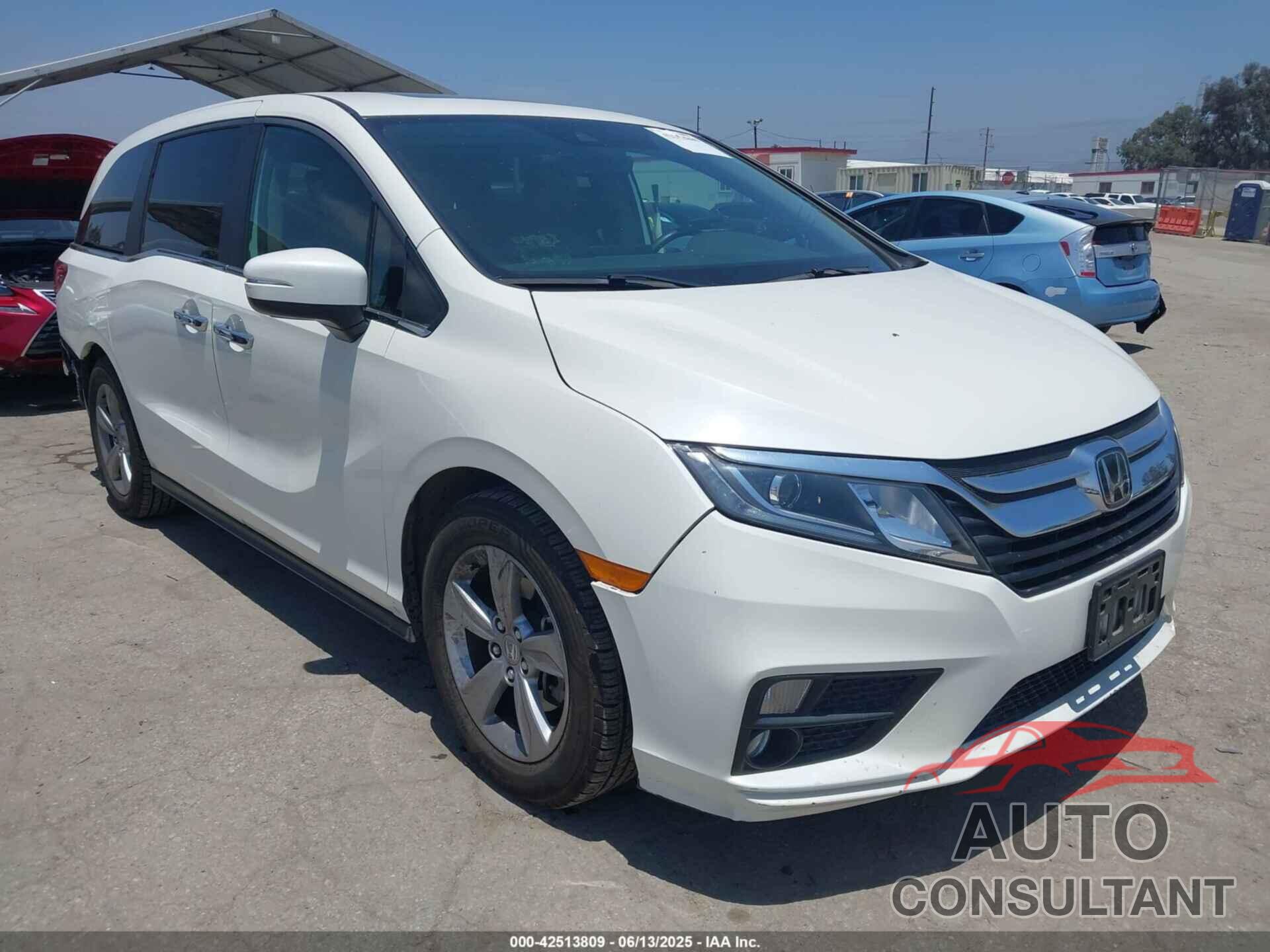 HONDA ODYSSEY 2018 - 5FNRL6H79JB034234
