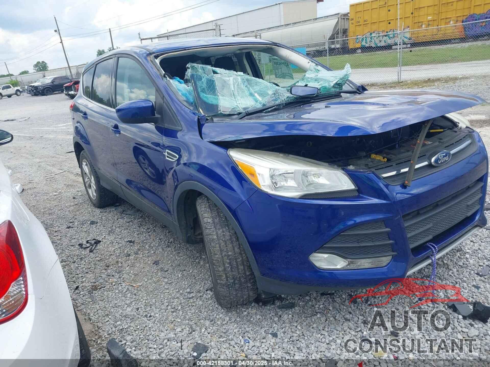 FORD ESCAPE 2015 - 1FMCU0G71FUC72591