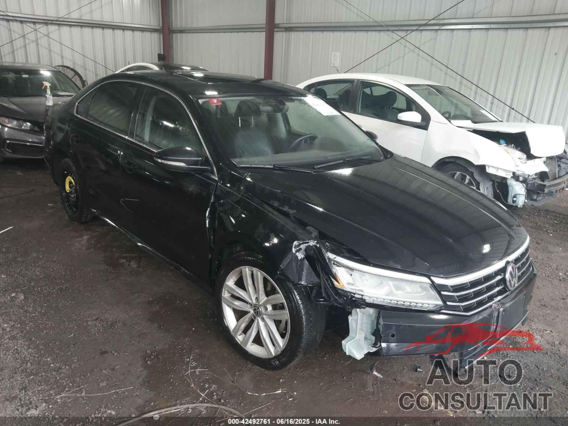 VOLKSWAGEN PASSAT 2018 - 1VWBA7A38JC032988