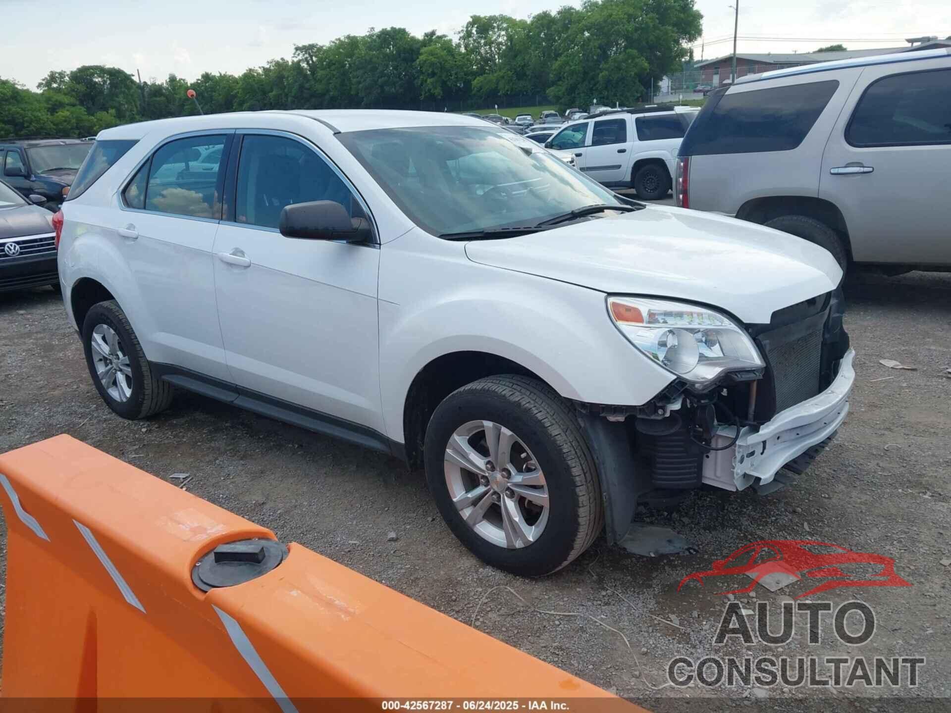 CHEVROLET EQUINOX 2015 - 1GNALAEK9FZ139177