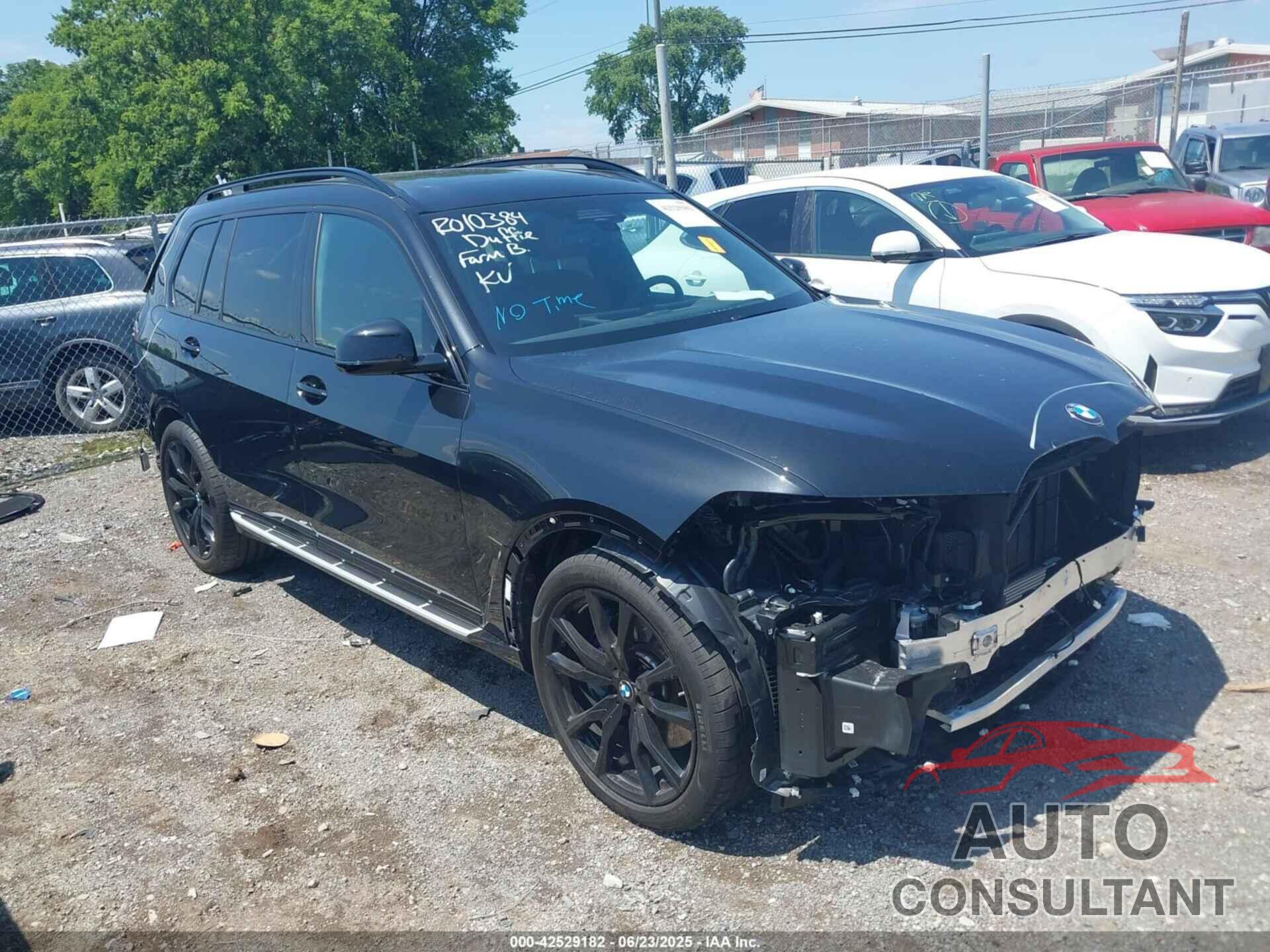 BMW X7 2025 - 5UX23EM04S9X21636