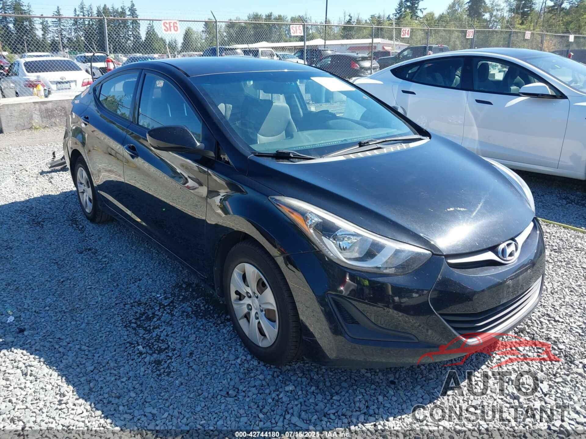 HYUNDAI ELANTRA 2016 - KMHDH4AE7GU604767