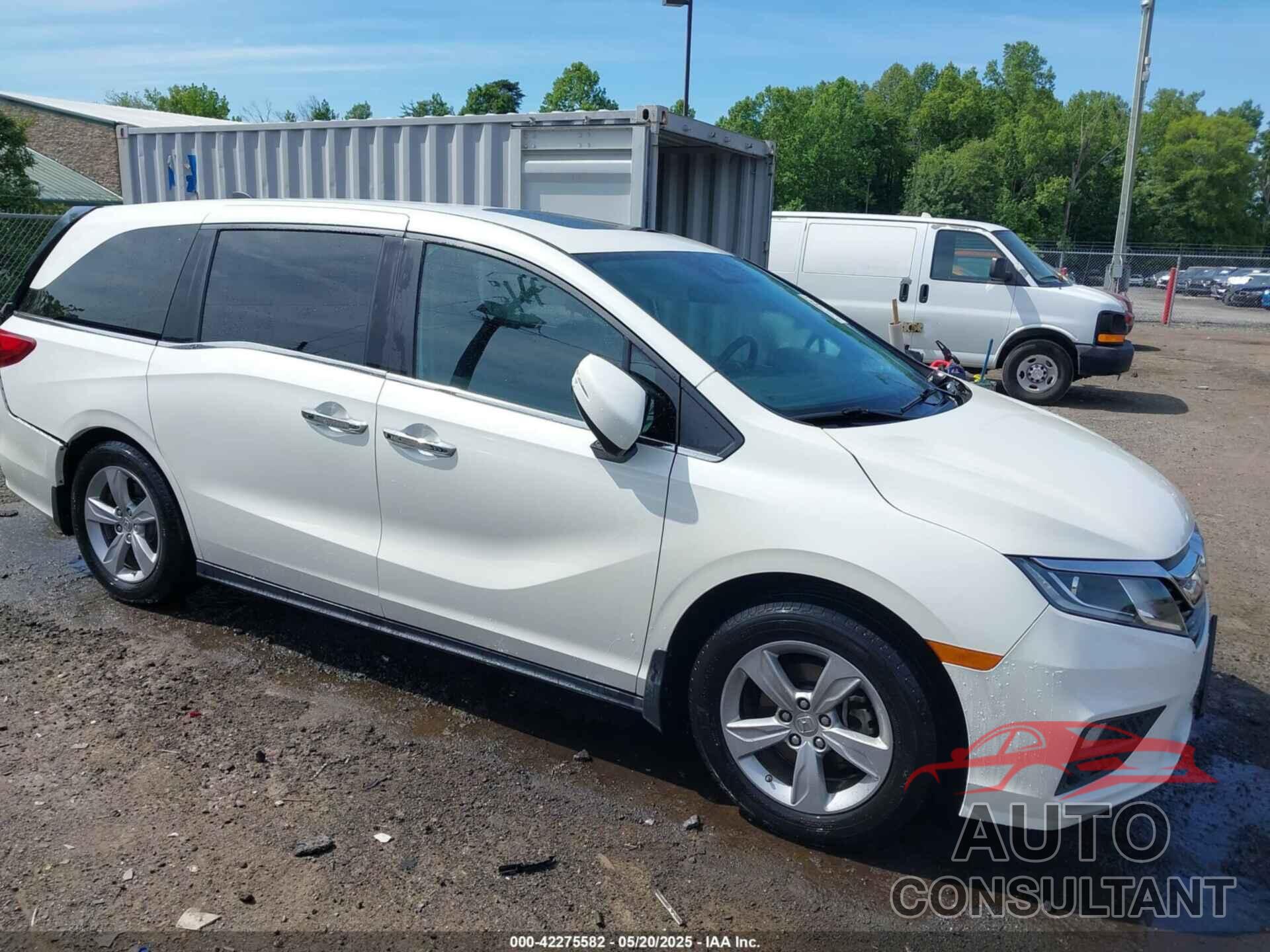 HONDA ODYSSEY 2018 - 5FNRL6H75JB036479