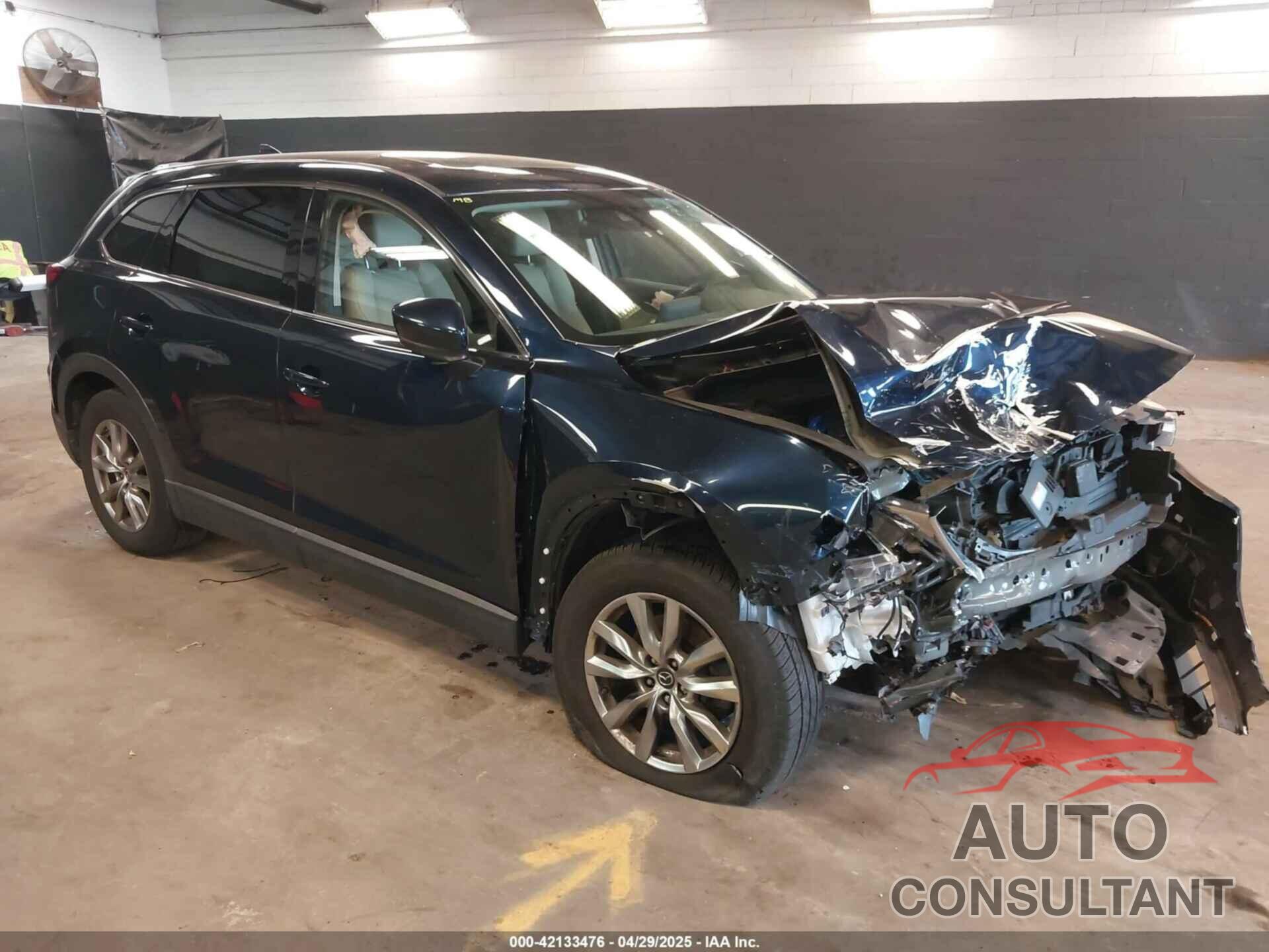 MAZDA CX-9 2018 - JM3TCBCYXJ0235175