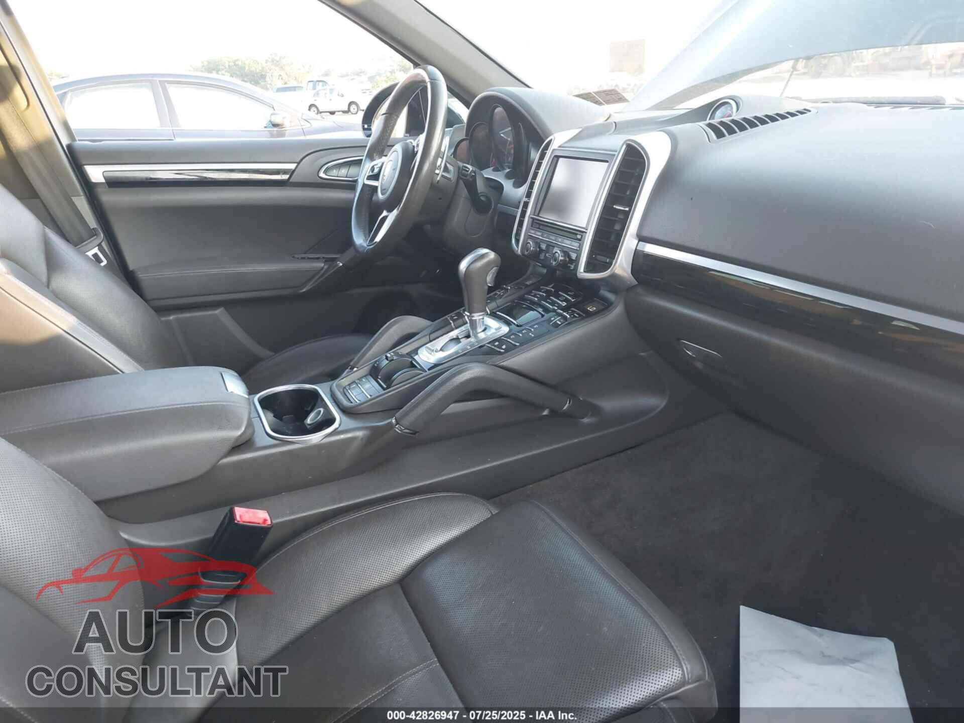 PORSCHE CAYENNE 2016 - WP1AA2A26GLA04493