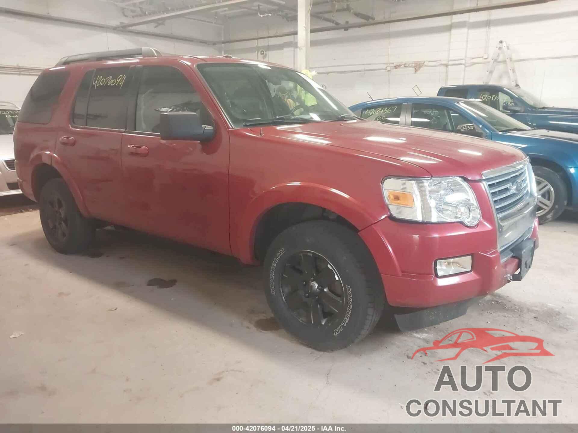 FORD EXPLORER 2009 - 1FMEU73E09UA36105
