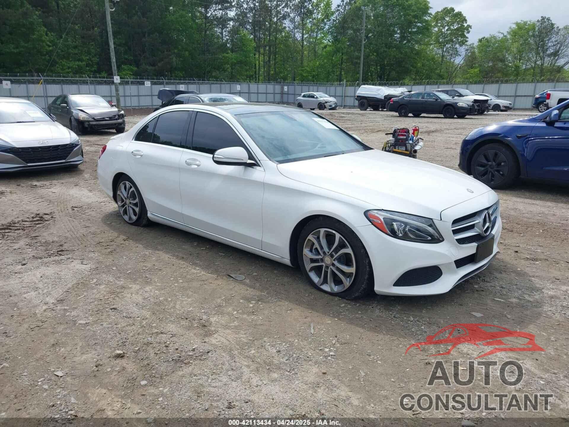 MERCEDES-BENZ C 300 2015 - 55SWF4KB8FU074936