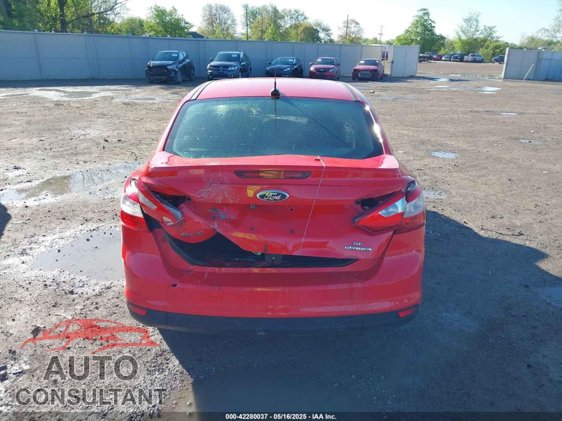 FORD FOCUS 2014 - 1FADP3F2XEL218112