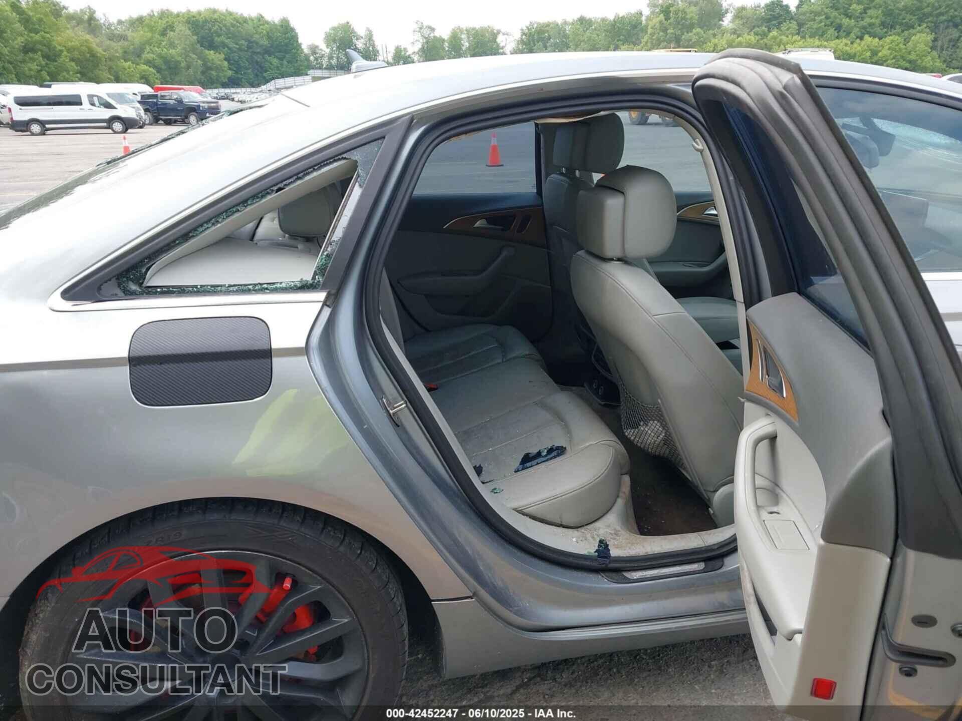 AUDI A6 2012 - WAUDFAFC3CN169814