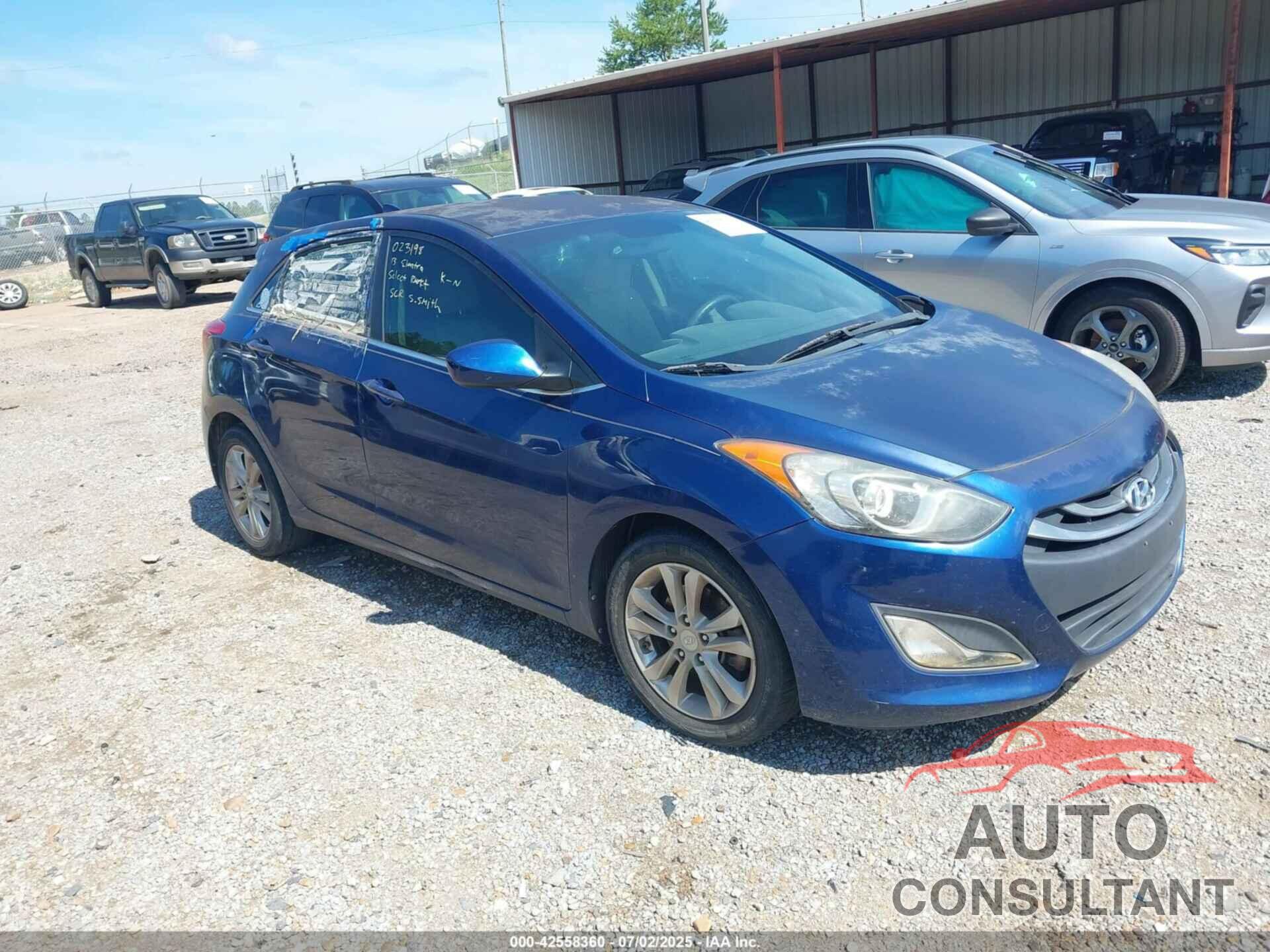 HYUNDAI ELANTRA GT 2013 - KMHD35LE7DU023198