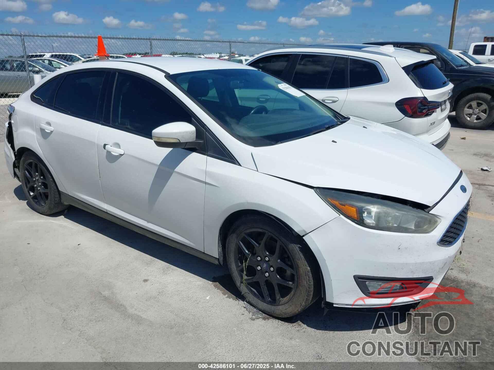 FORD FOCUS 2016 - 1FADP3F2XGL339757