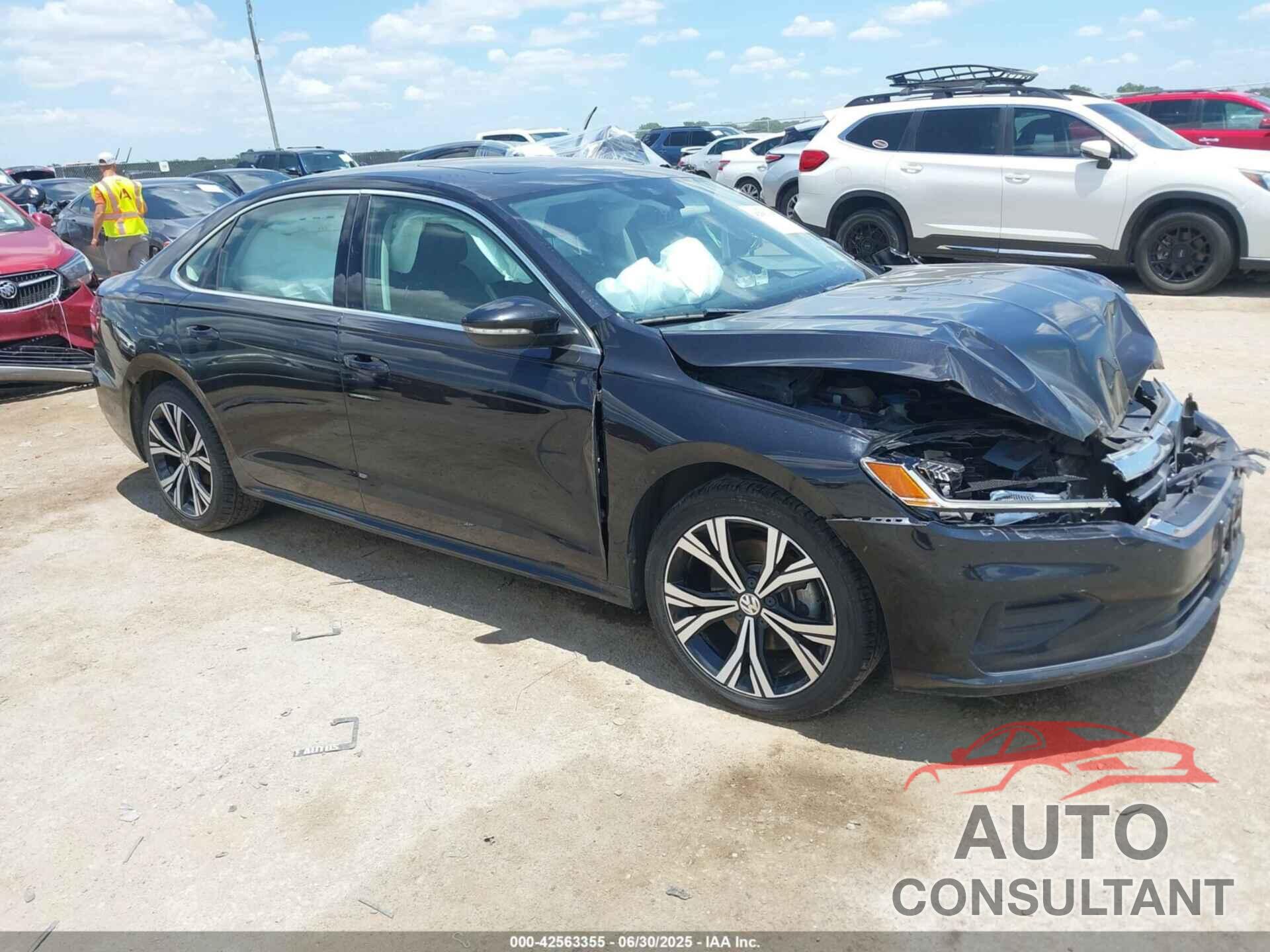 VOLKSWAGEN PASSAT 2021 - 1VWSA7A31MC011162