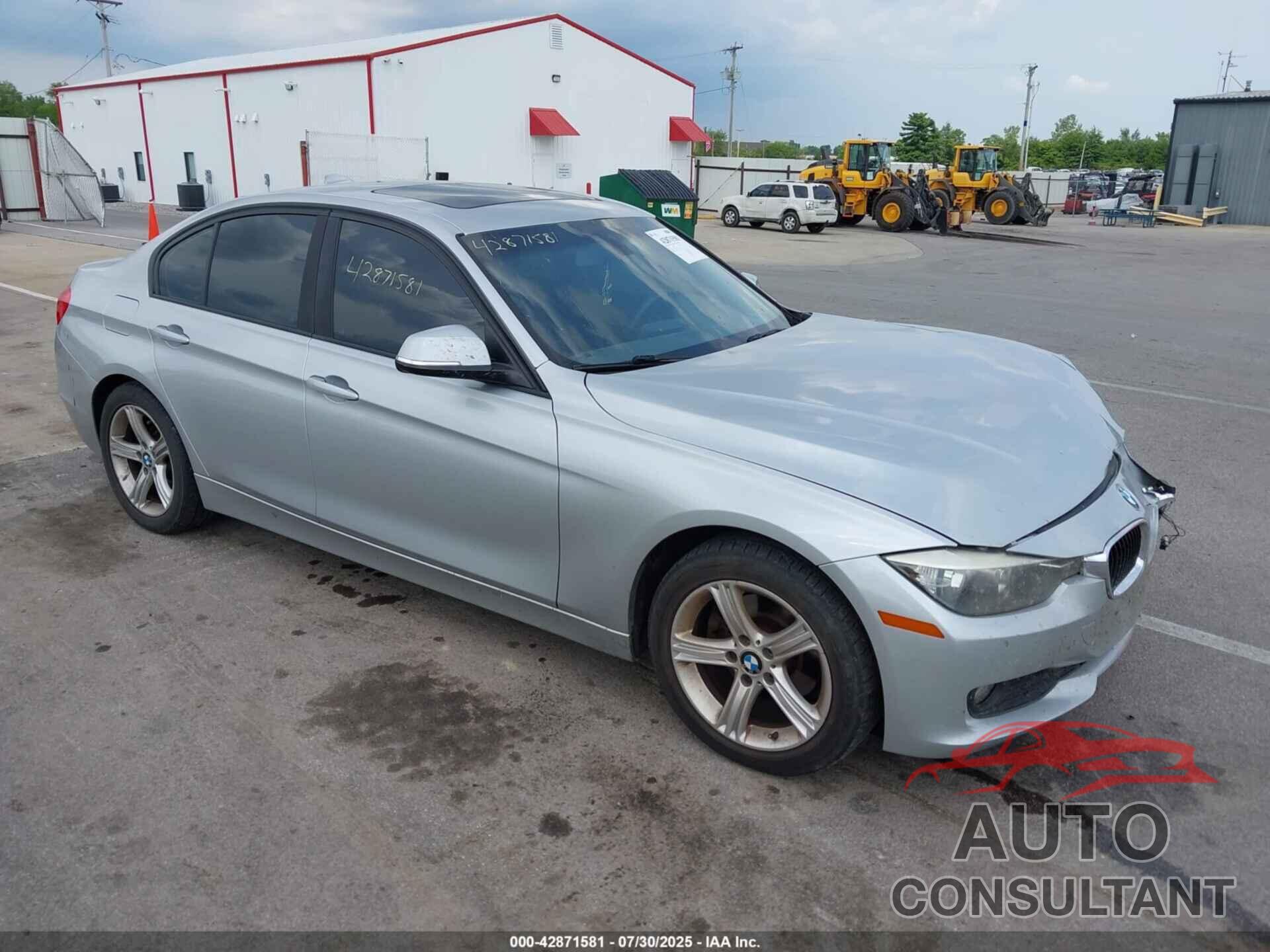 BMW 320I 2014 - WBA3B1G50ENN90626