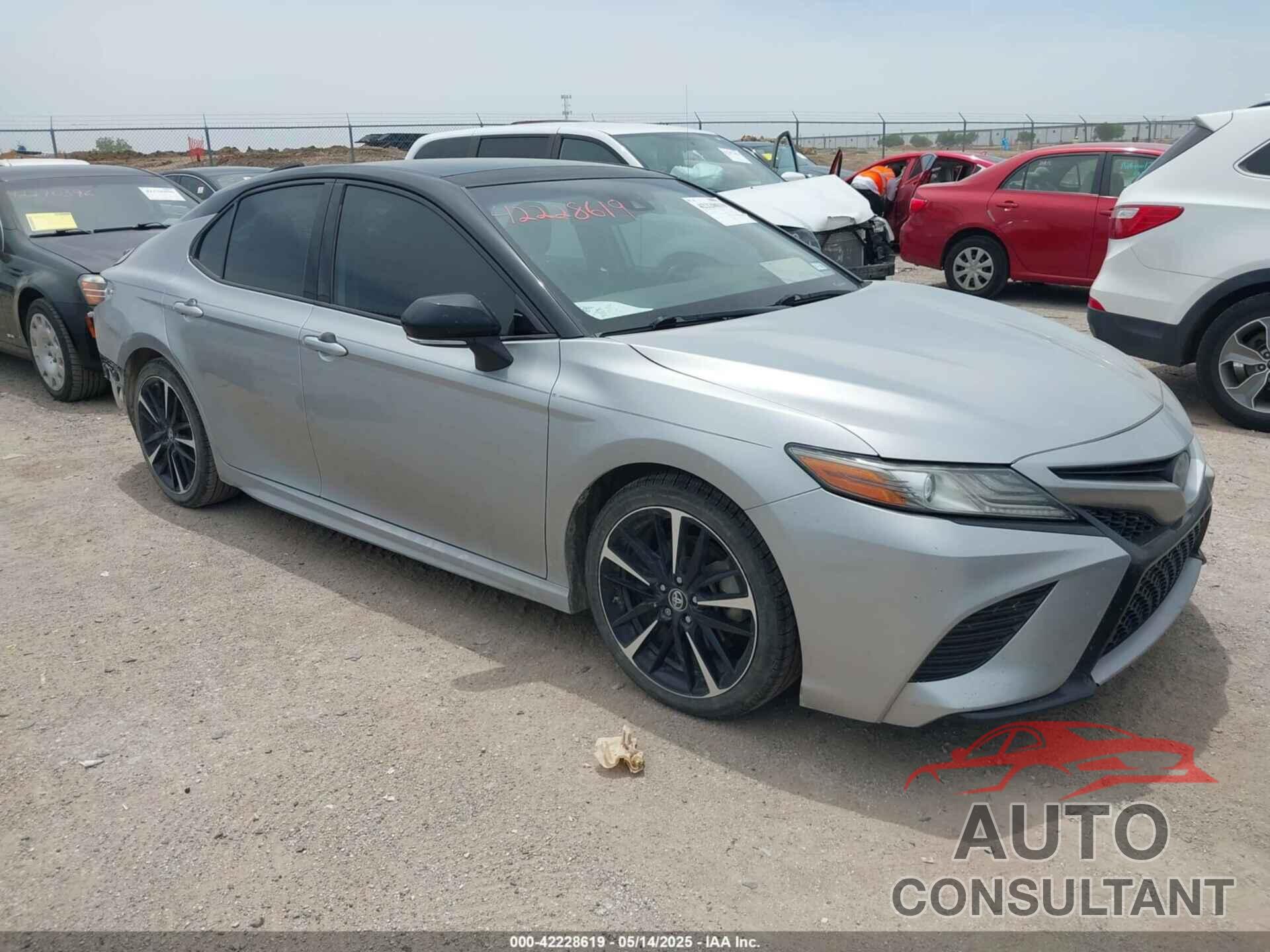 TOYOTA CAMRY 2019 - 4T1B61HK5KU199024