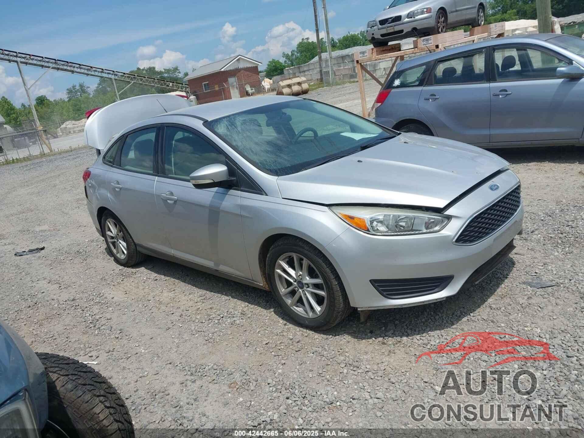 FORD FOCUS 2015 - 1FADP3F20FL372555