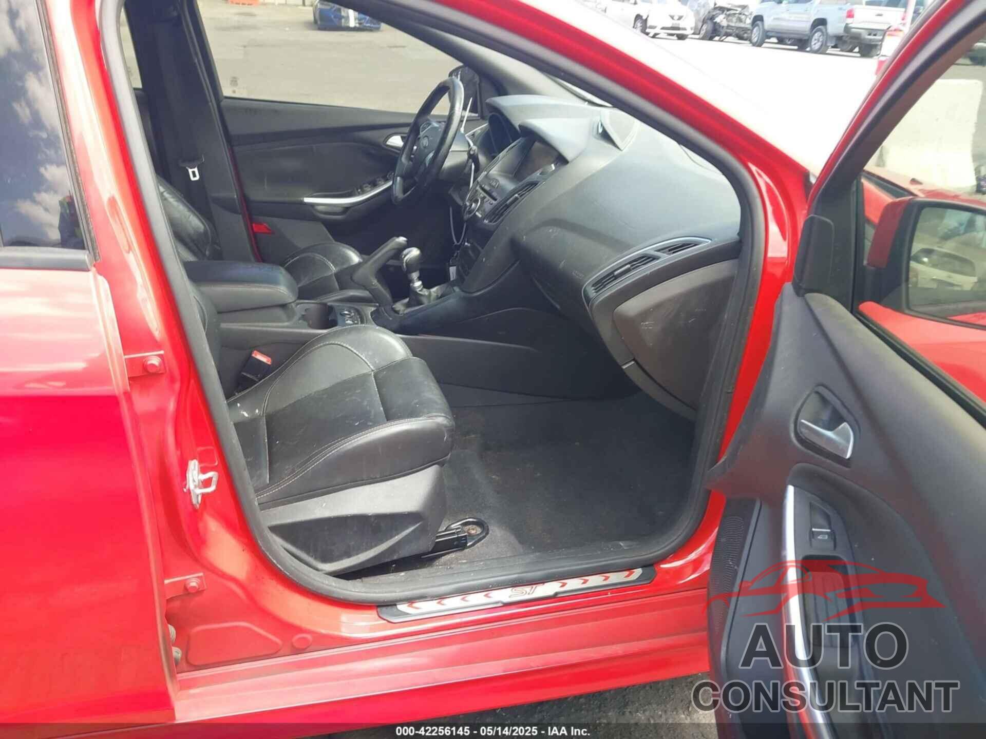 FORD FOCUS ST 2014 - 1FADP3L92EL268410