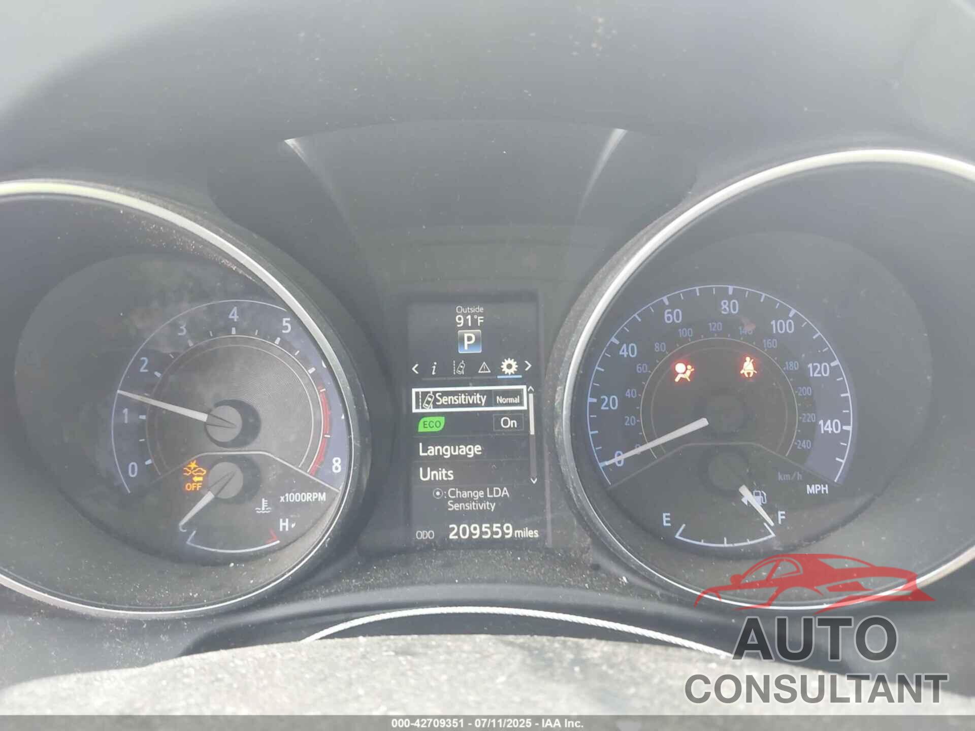 TOYOTA COROLLA IM 2017 - JTNKARJE2HJ524725