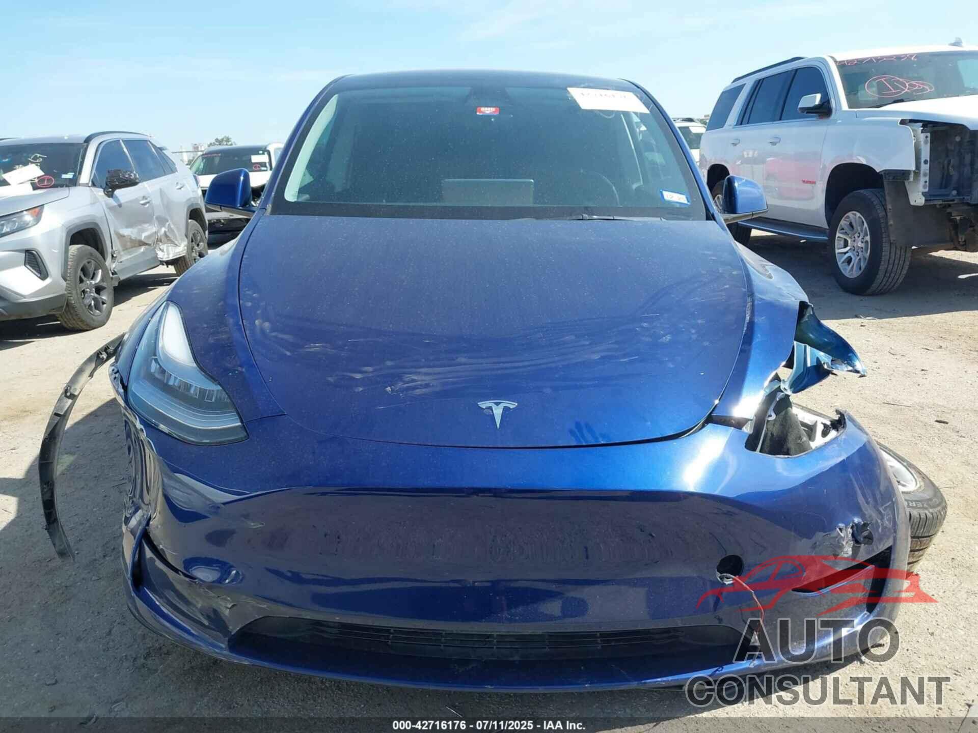 TESLA MODEL Y 2023 - 7SAYGDEE7PA056121