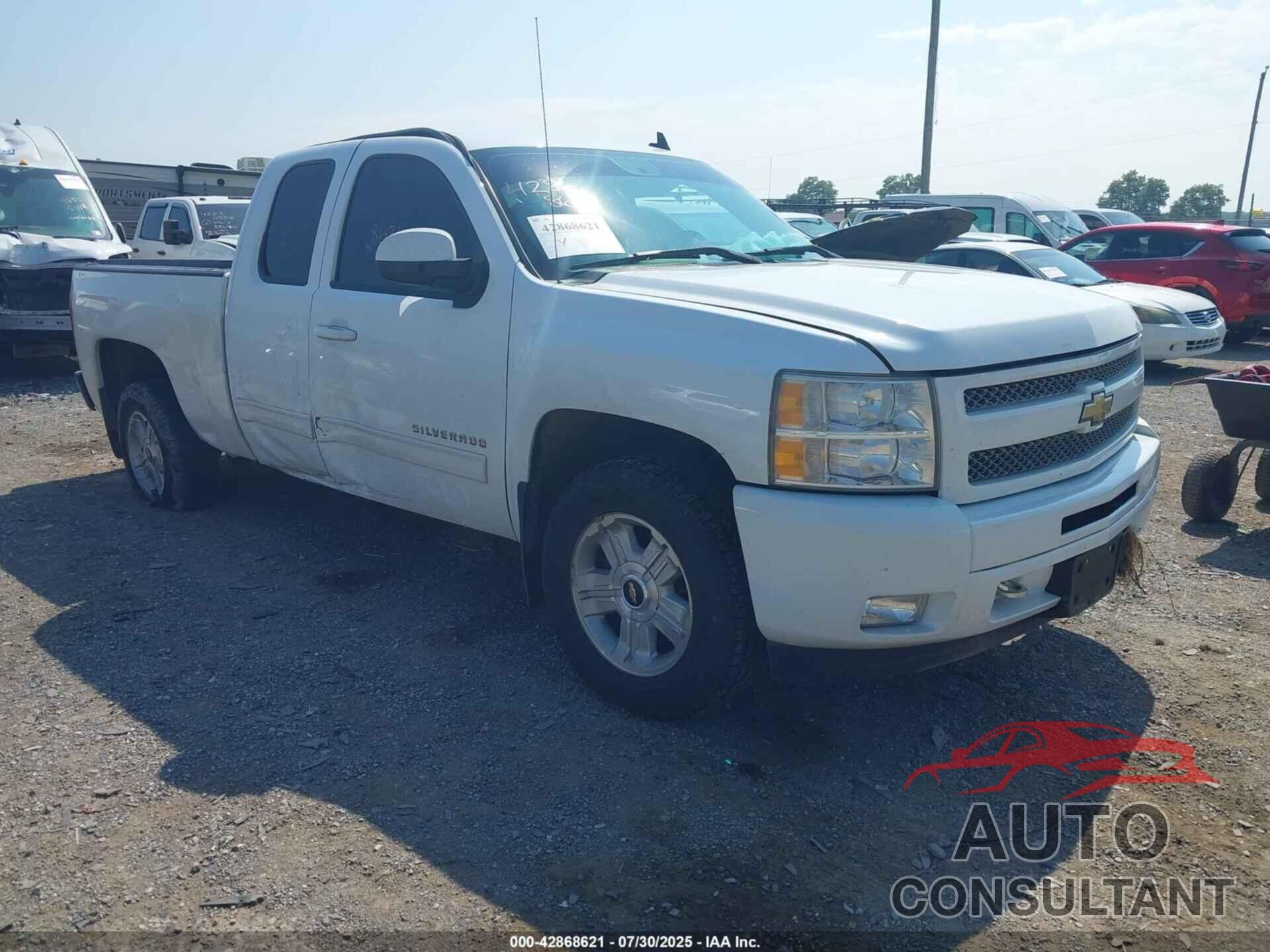 CHEVROLET SILVERADO 1500 2011 - 1GCRKSE33BZ315776