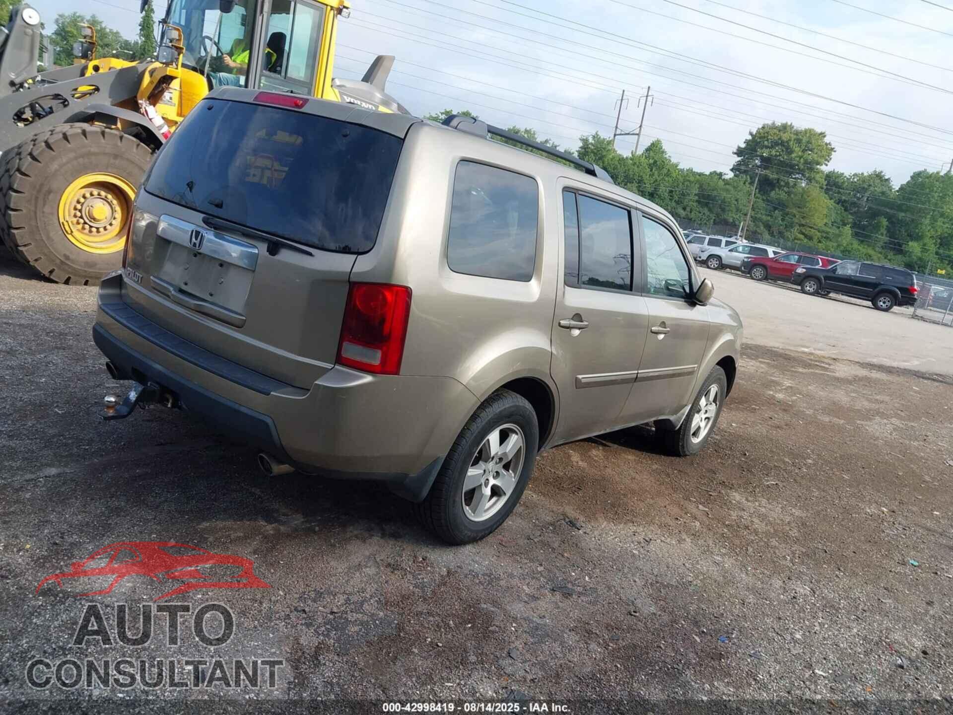HONDA PILOT 2011 - 5FNYF3H56BB022012