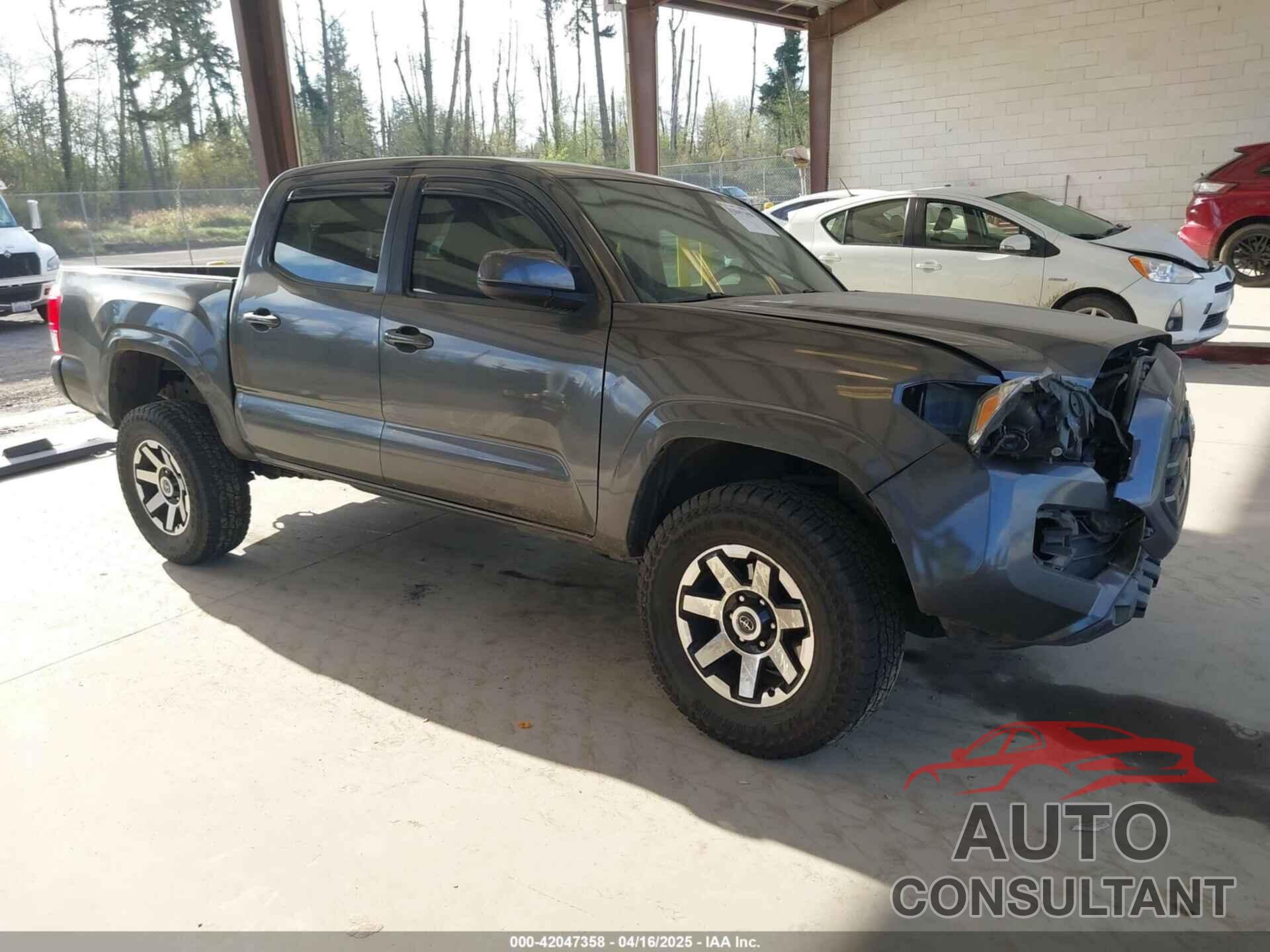TOYOTA TACOMA 2017 - 3TMCZ5AN4HM088974