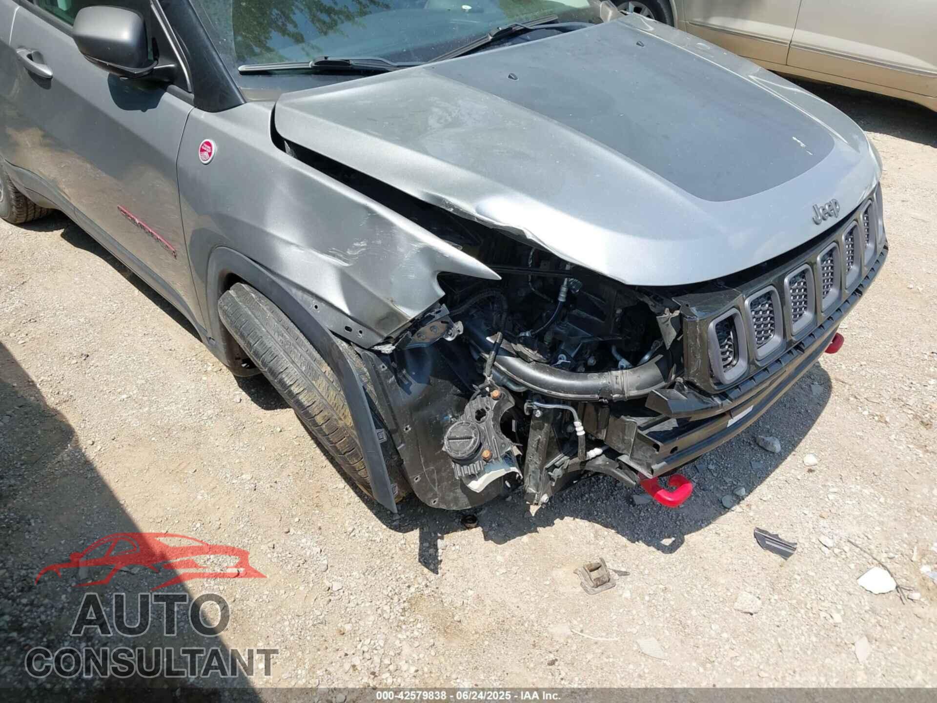 JEEP COMPASS 2019 - 3C4NJDDB2KT721982