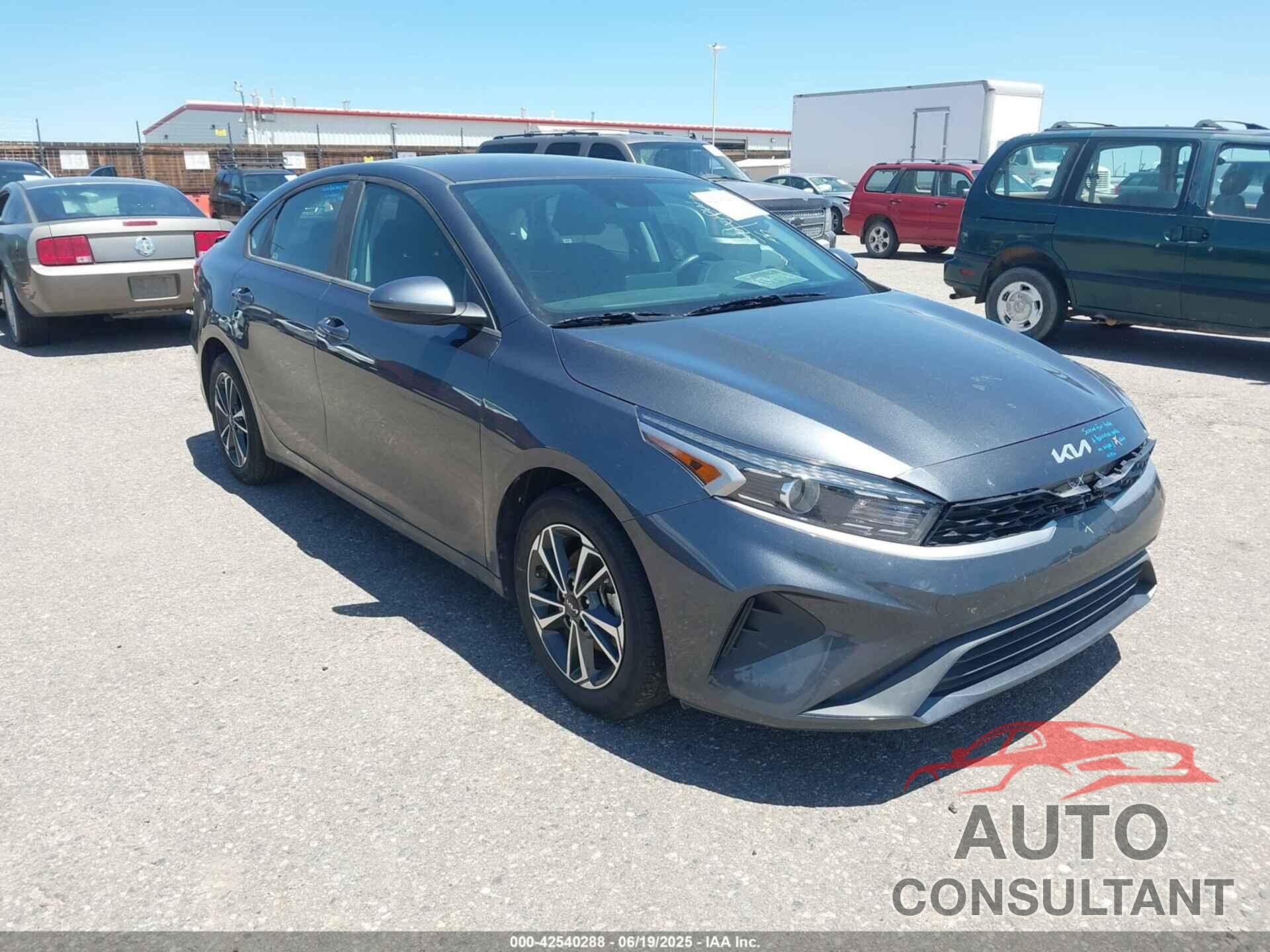KIA FORTE 2024 - 3KPF24AD0RE798954
