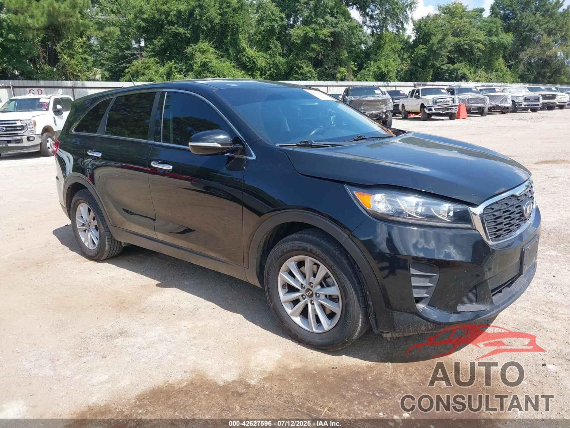 KIA SORENTO 2019 - 5XYPG4A50KG475849
