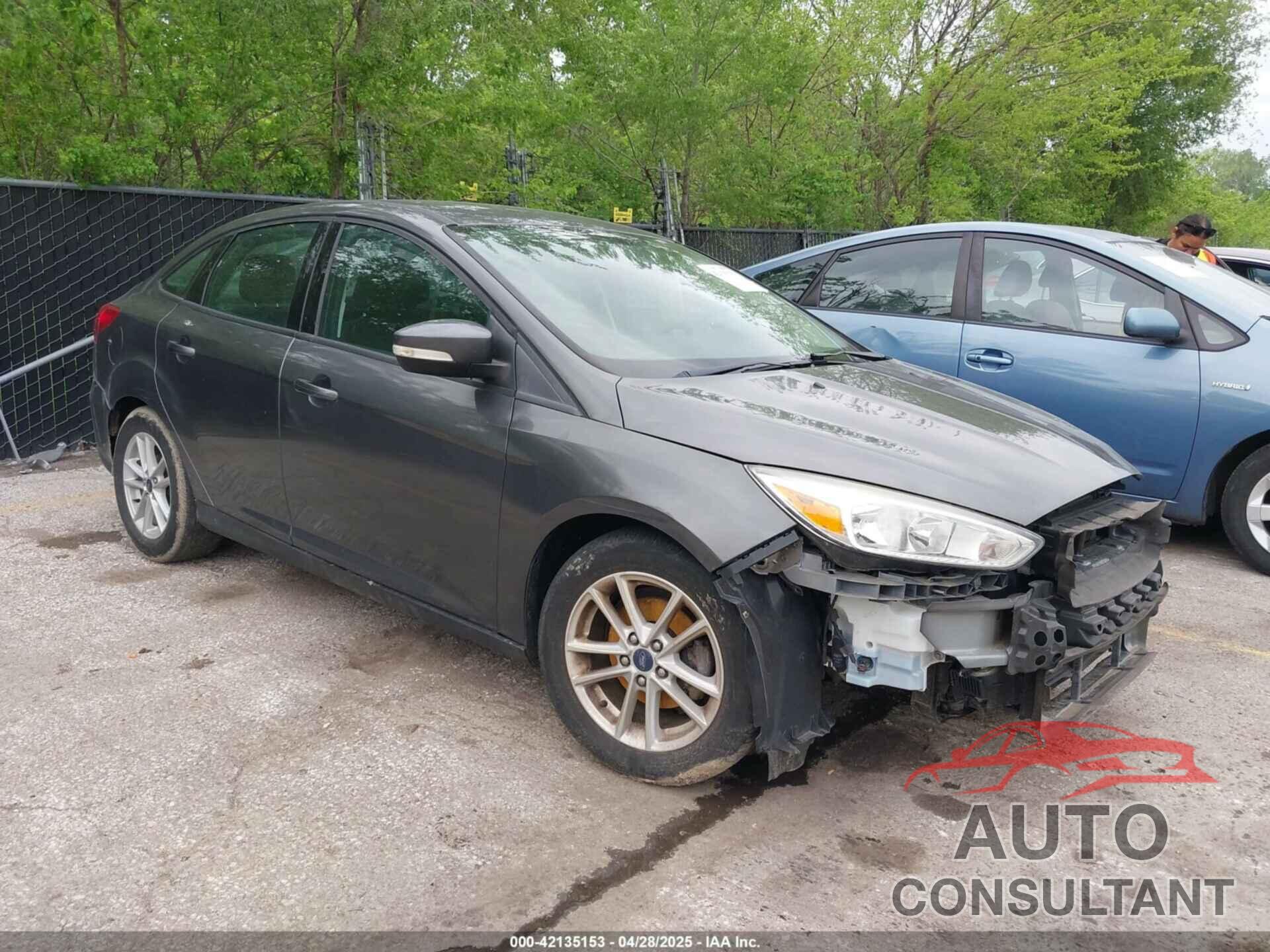 FORD FOCUS 2017 - 1FADP3F23HL304303