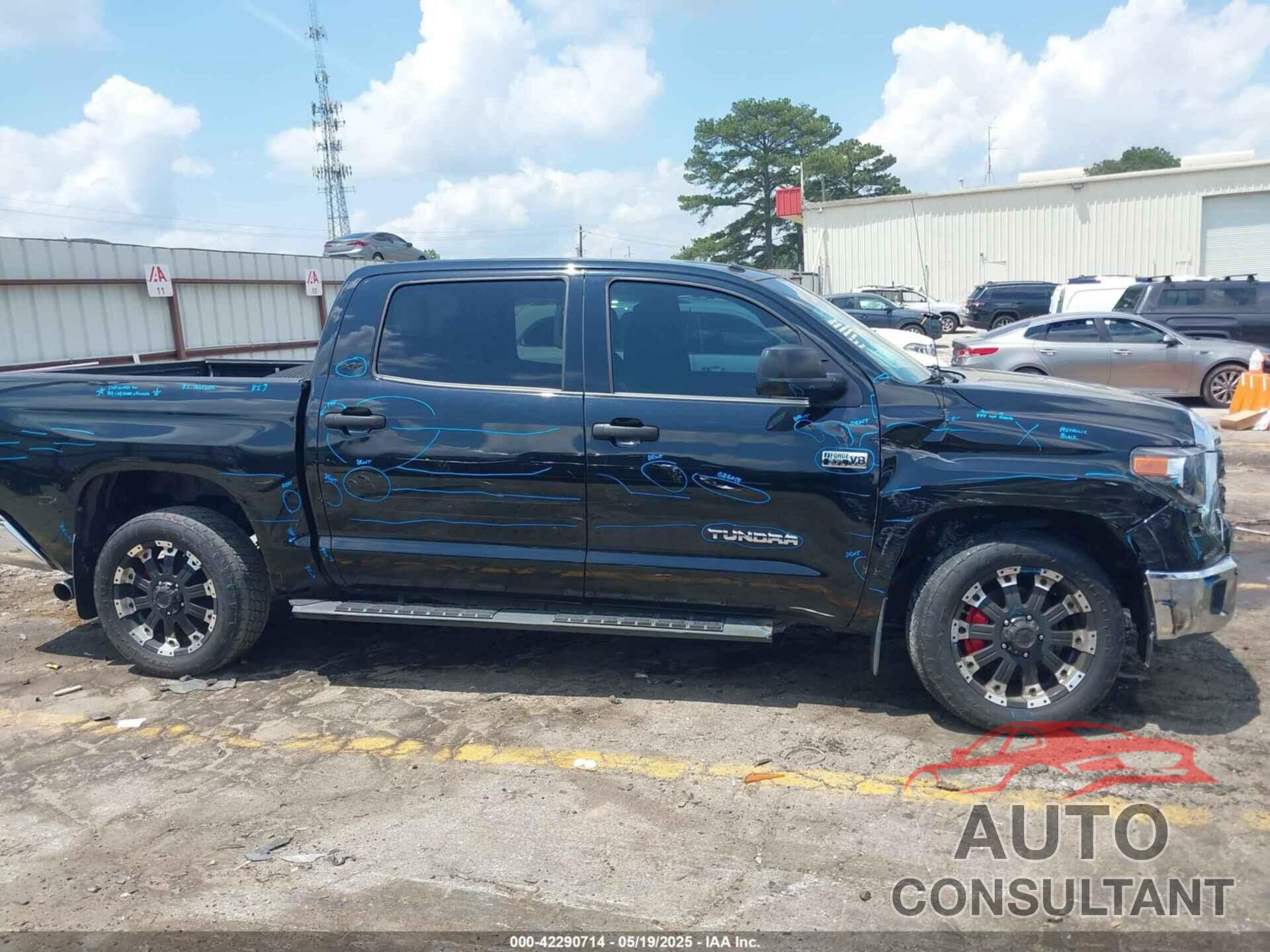 TOYOTA TUNDRA 2018 - 5TFEY5F1XJX232478