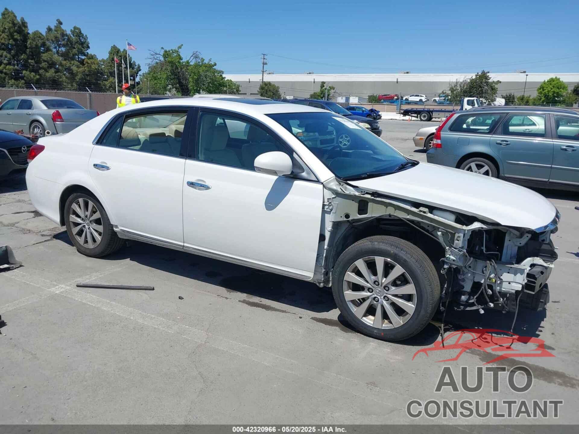 TOYOTA AVALON 2012 - 4T1BK3DBXCU468780
