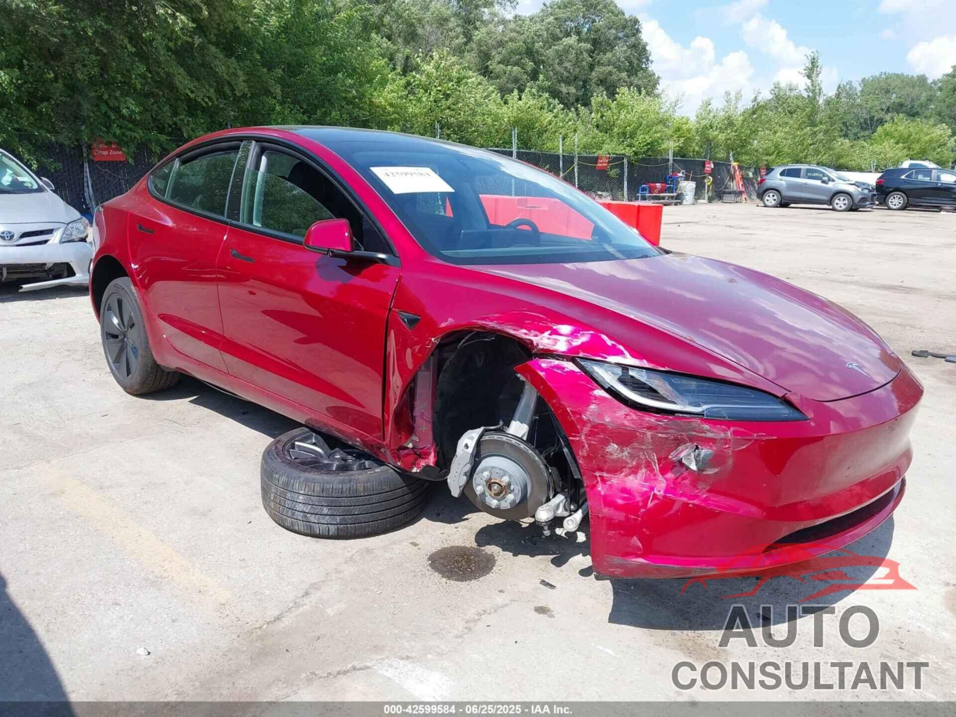 TESLA MODEL 3 2025 - 5YJ3E1EB5SF951846