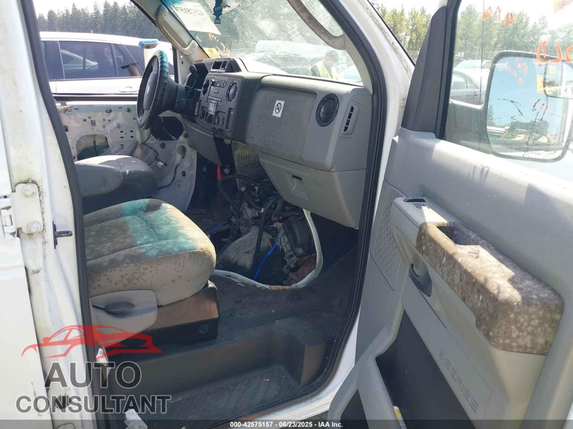 FORD E-150 2013 - 1FTNE1EW8DDA39234