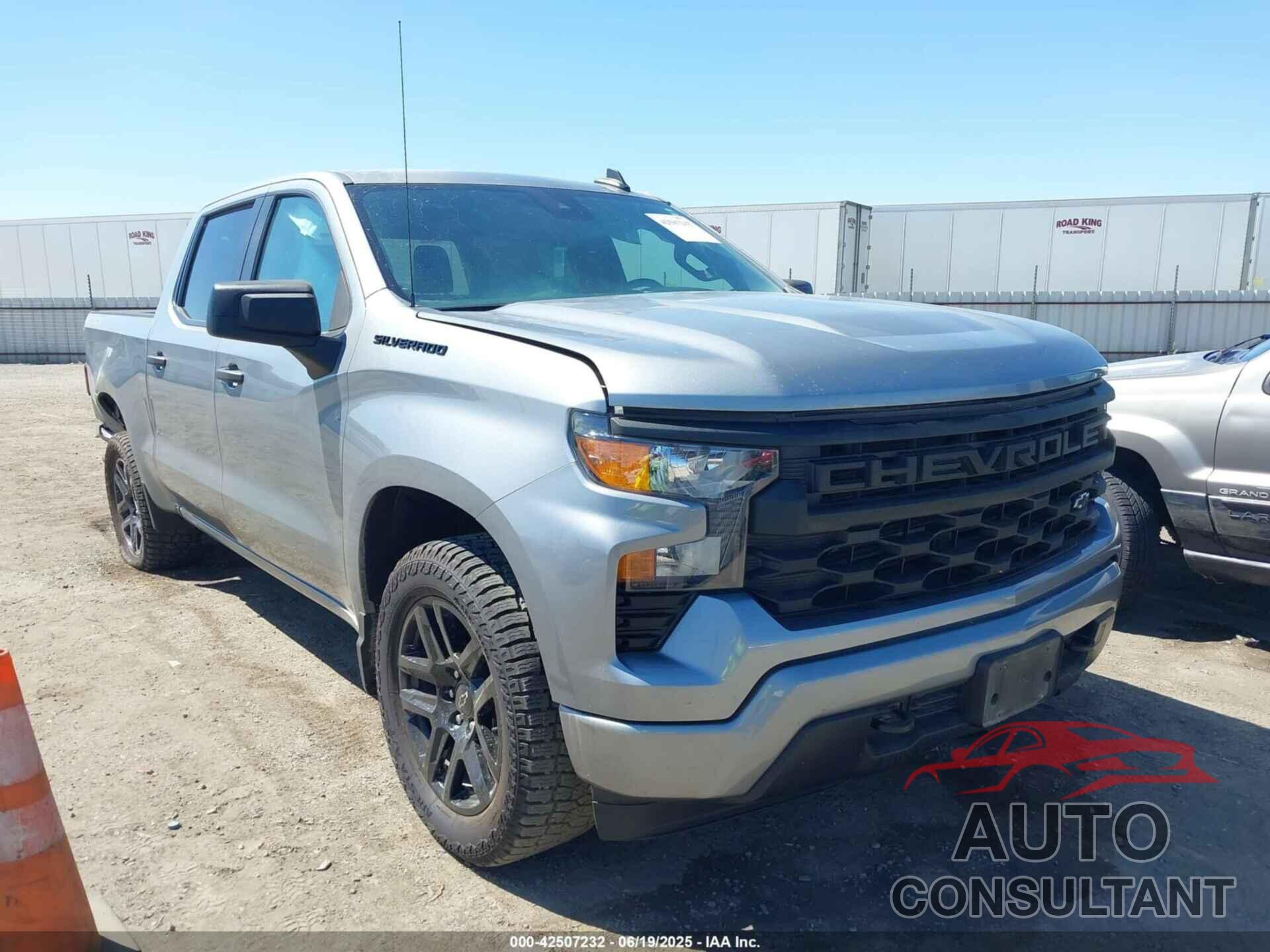 CHEVROLET SILVERADO 1500 2023 - 3GCPDBEK5PG188738
