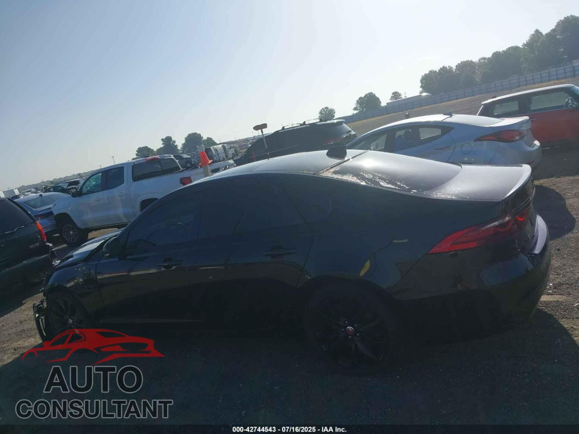 JAGUAR XF 2022 - SAJBG4FX2NCY91237