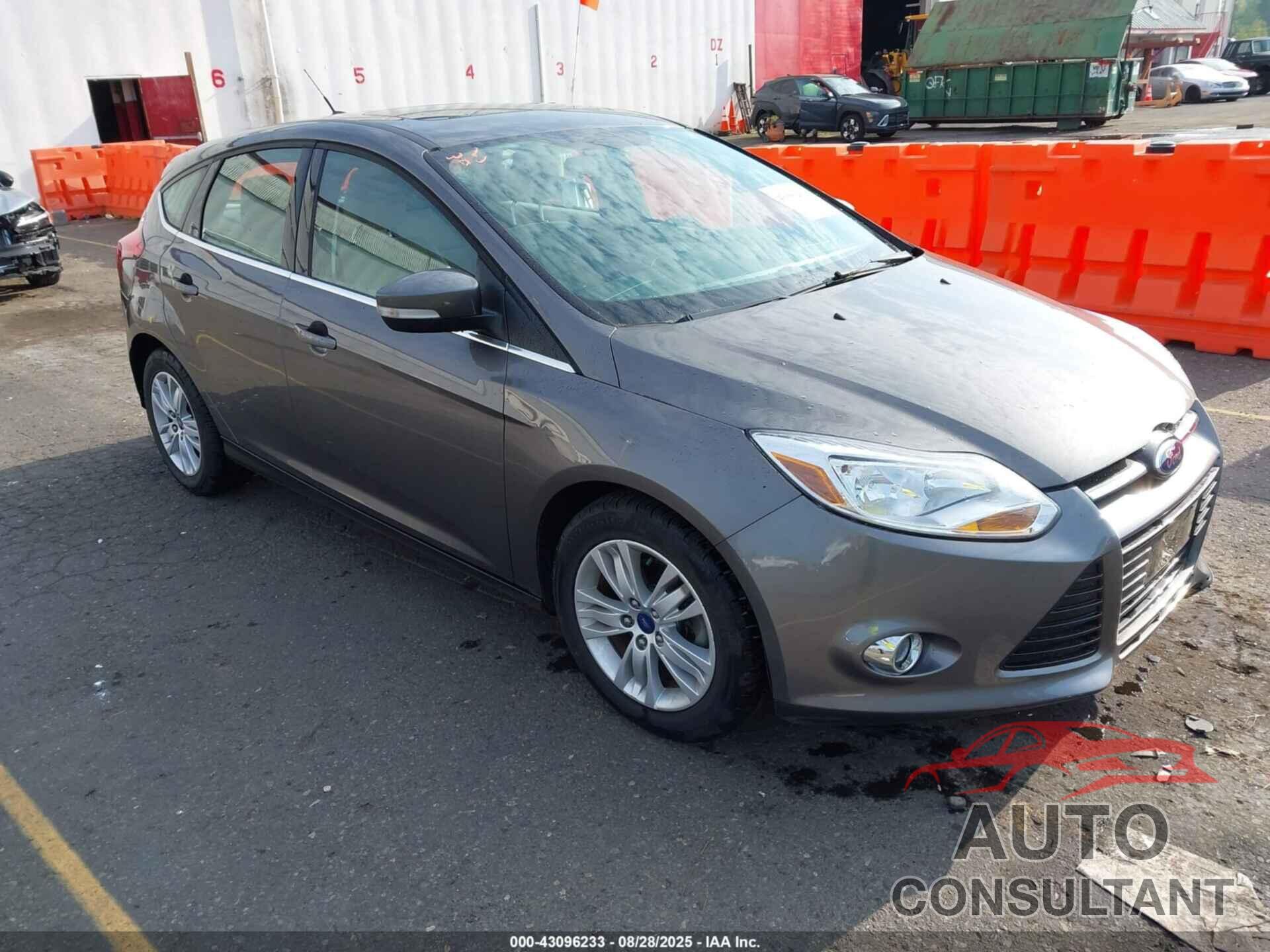 FORD FOCUS 2012 - 1FAHP3M28CL302558