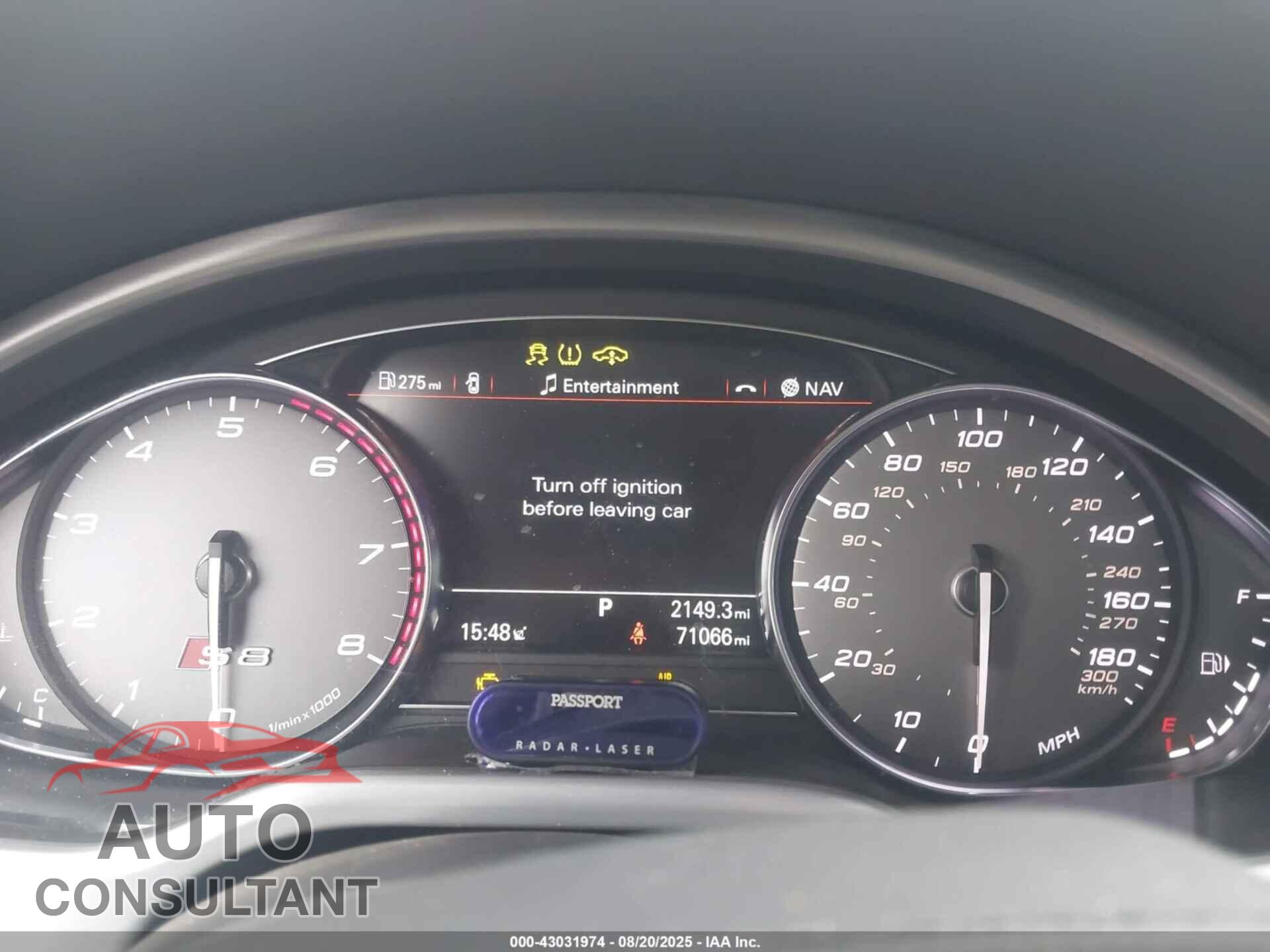 AUDI S8 2013 - WAUD2AFD4DN033777