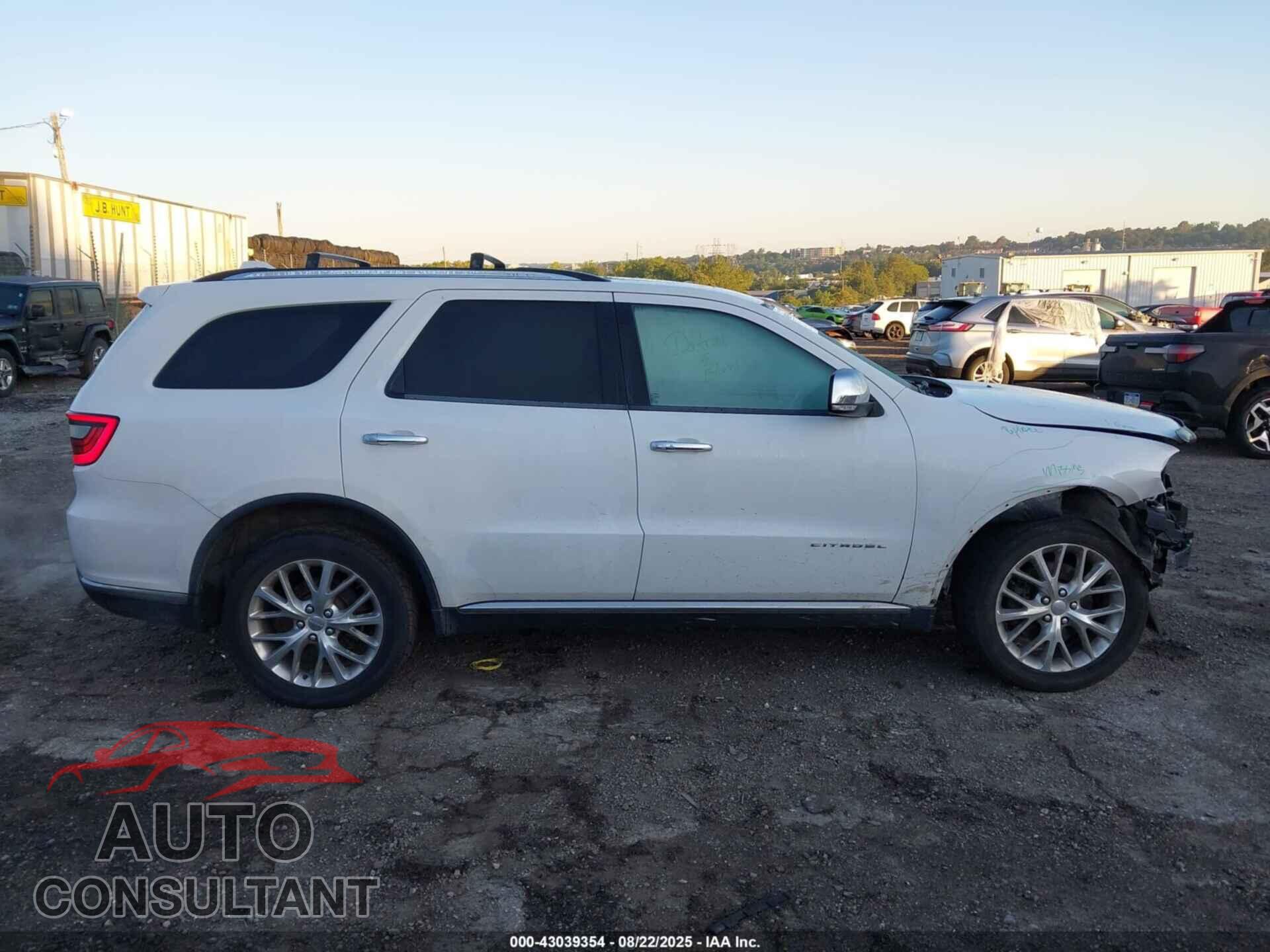 DODGE DURANGO 2015 - 1C4SDJET0FC708178