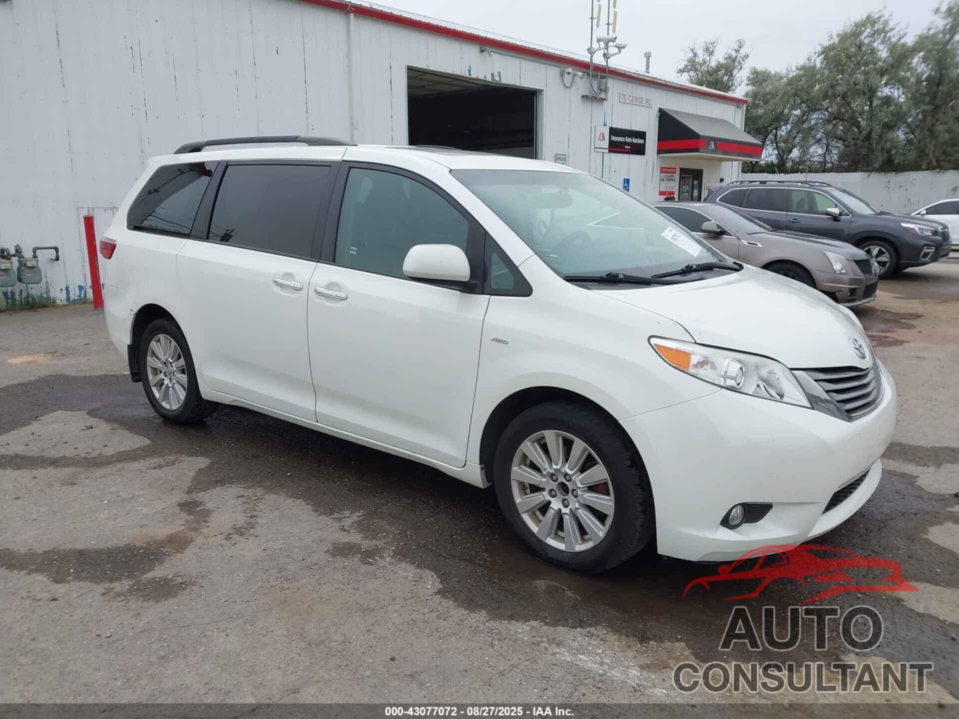 TOYOTA SIENNA 2017 - 5TDDZ3DC5HS169419