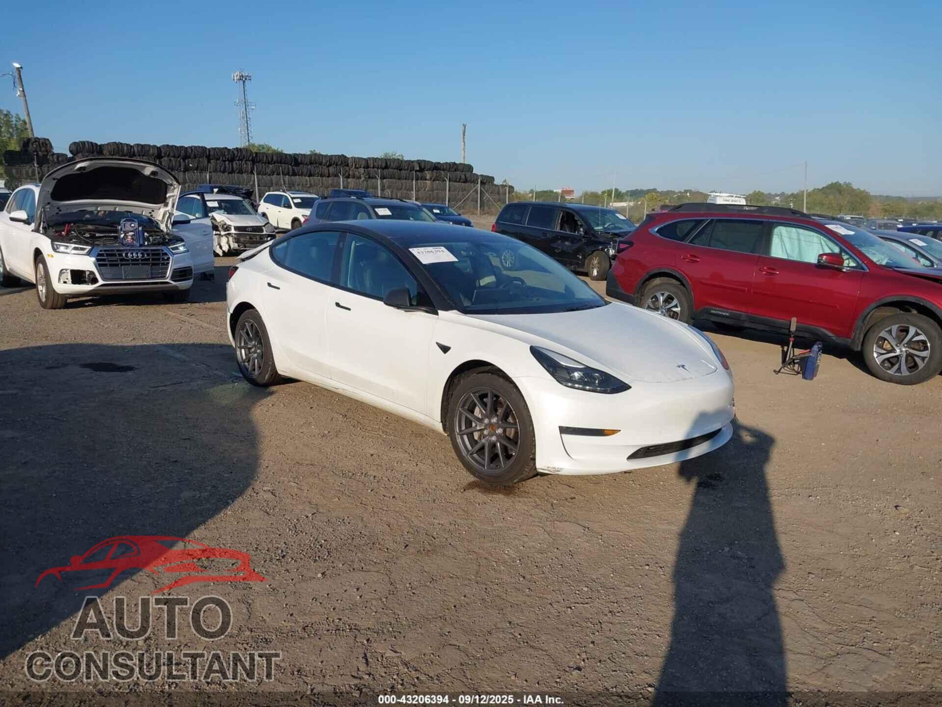 TESLA MODEL 3 2023 - 5YJ3E1EAXPF511717