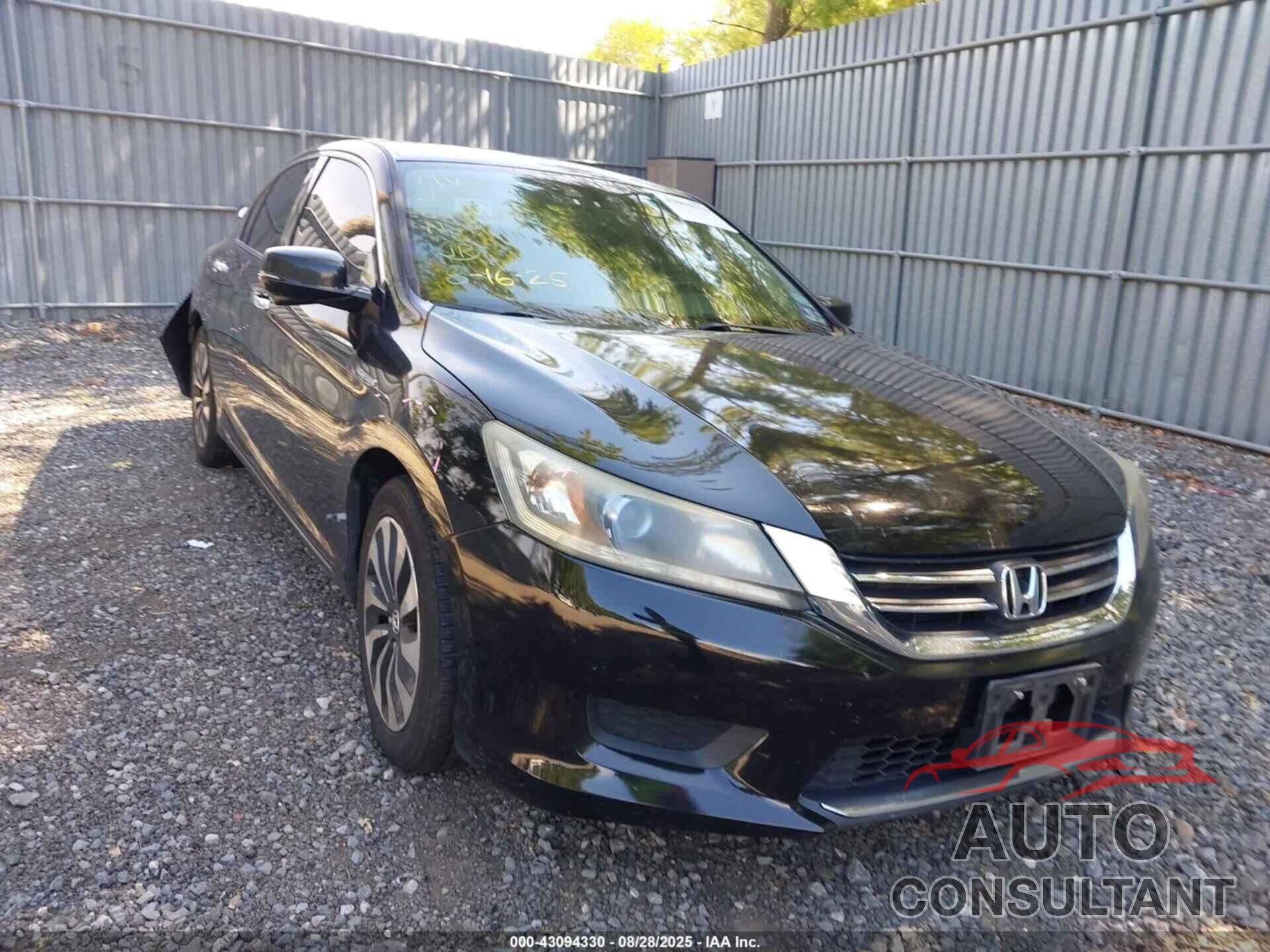 HONDA ACCORD HYBRID 2015 - 1HGCR6F56FA004180