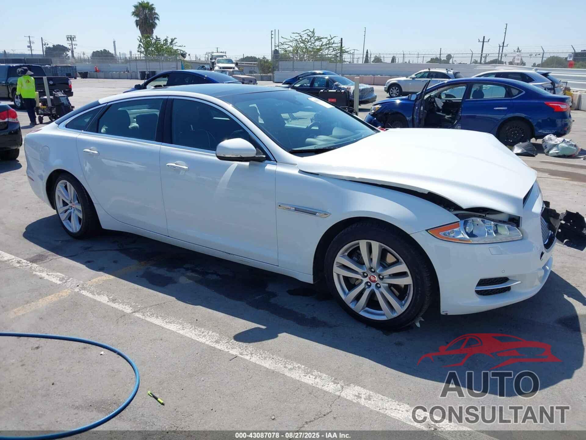 JAGUAR XJ 2014 - SAJWA2GZ3E8V60709