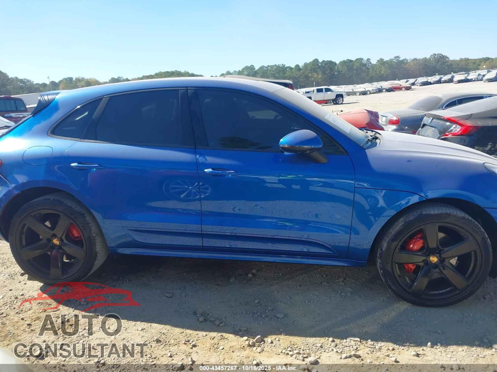PORSCHE MACAN 2017 - WP1AF2A5XHLB60369