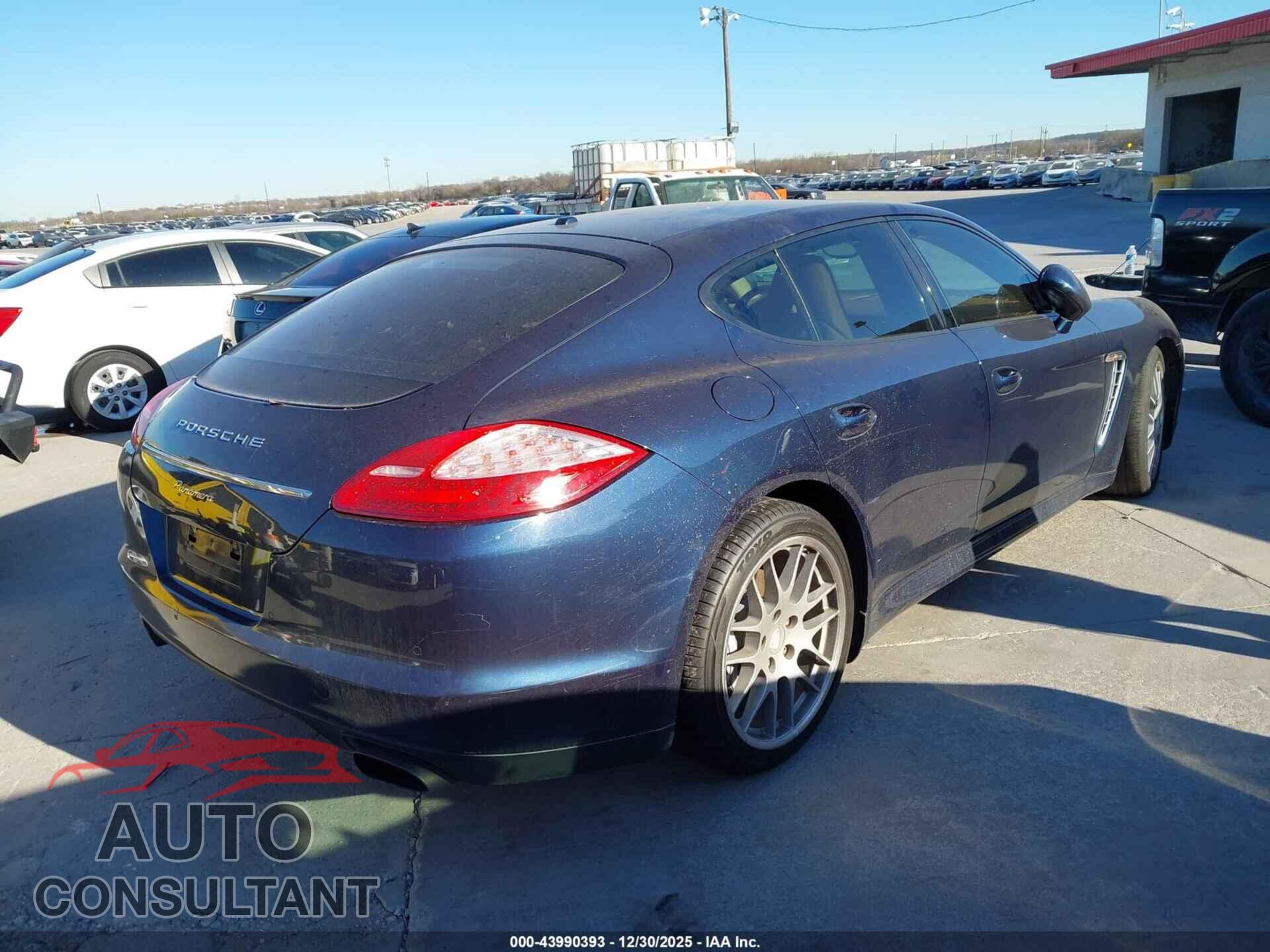 PORSCHE PANAMERA 2011 - WP0AA2A7XBL013400
