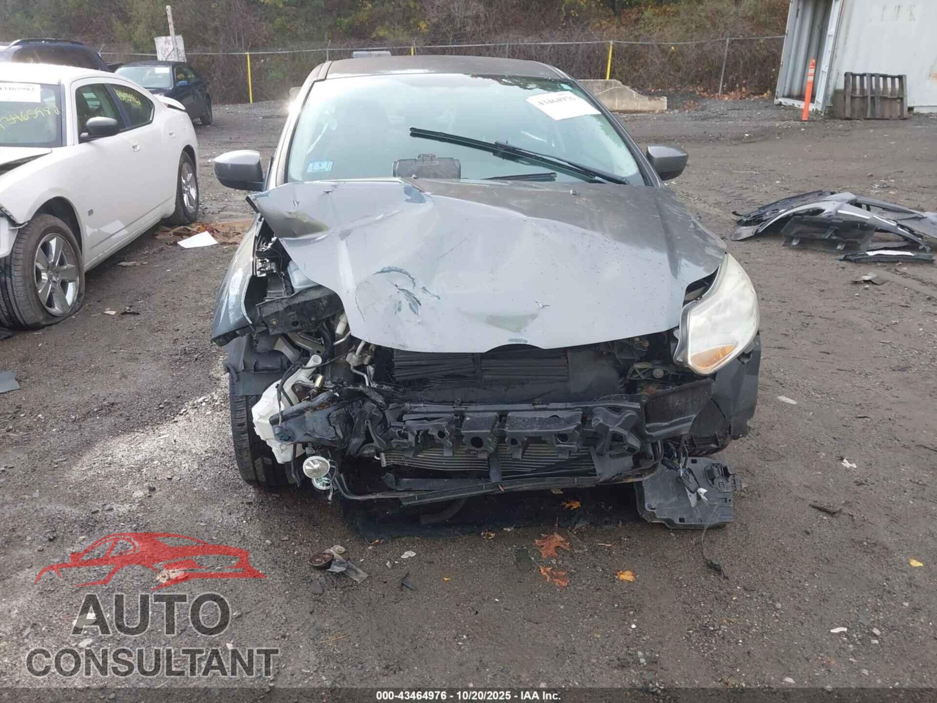 FORD FOCUS 2012 - 1FAHP3F22CL395736