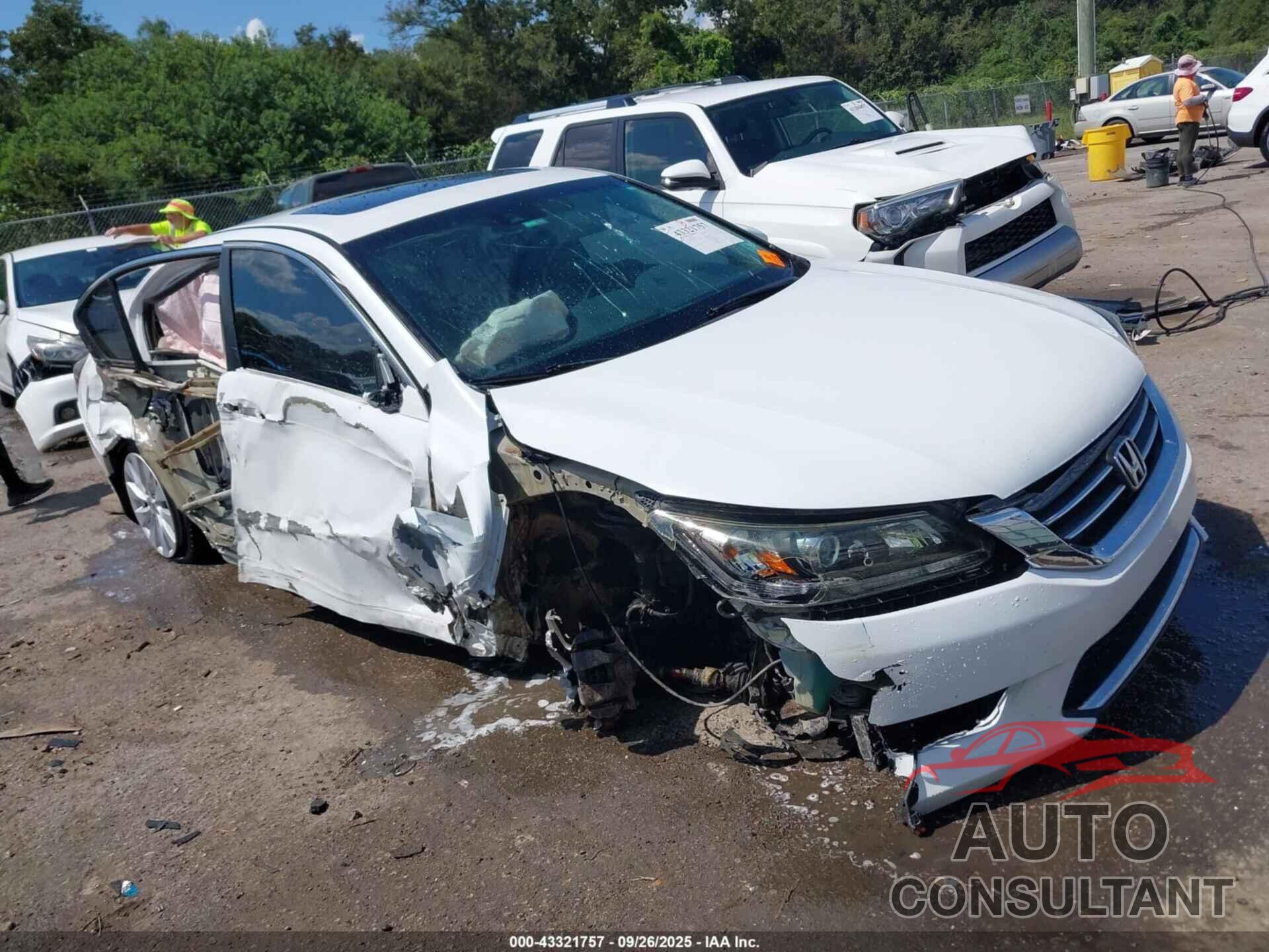 HONDA ACCORD 2015 - 1HGCR2F8XFA079872