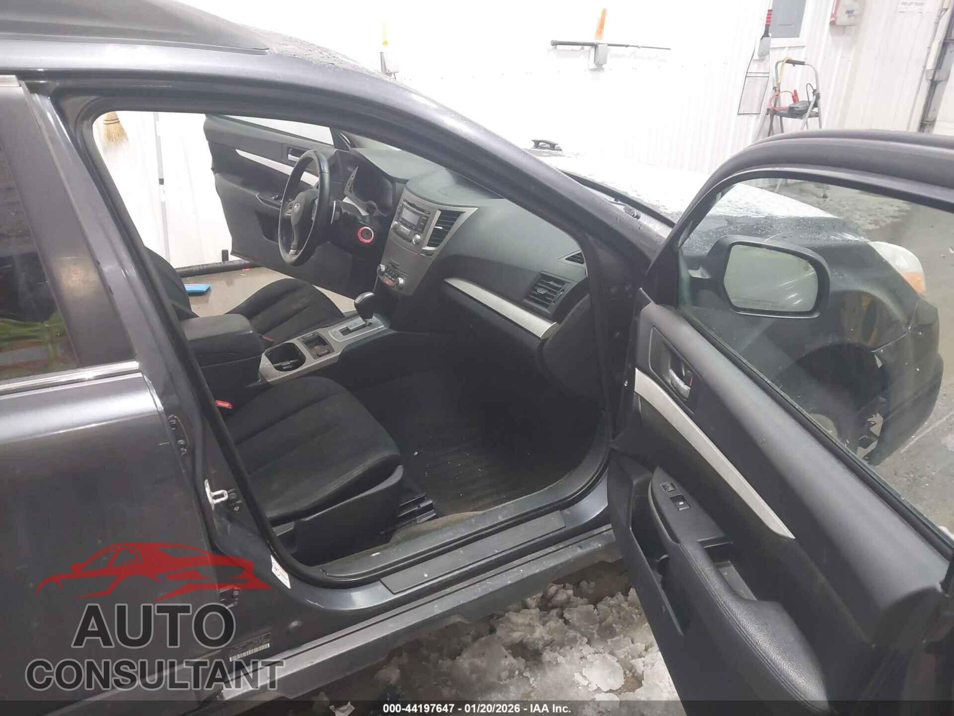 SUBARU OUTBACK 2013 - 4S4BRBCC4D3203389