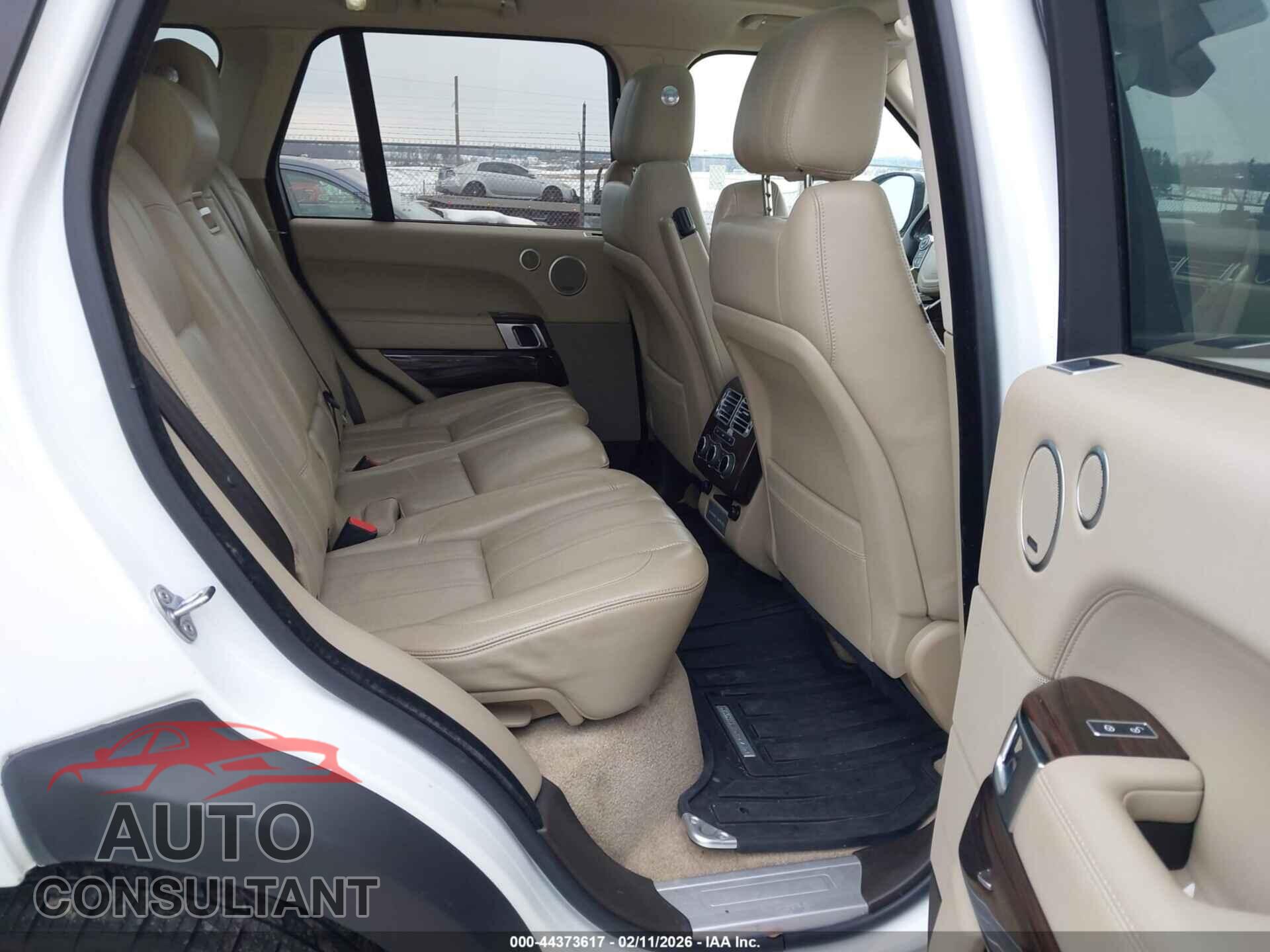 LAND ROVER RANGE ROVER 2017 - SALGS2FVXHA353593