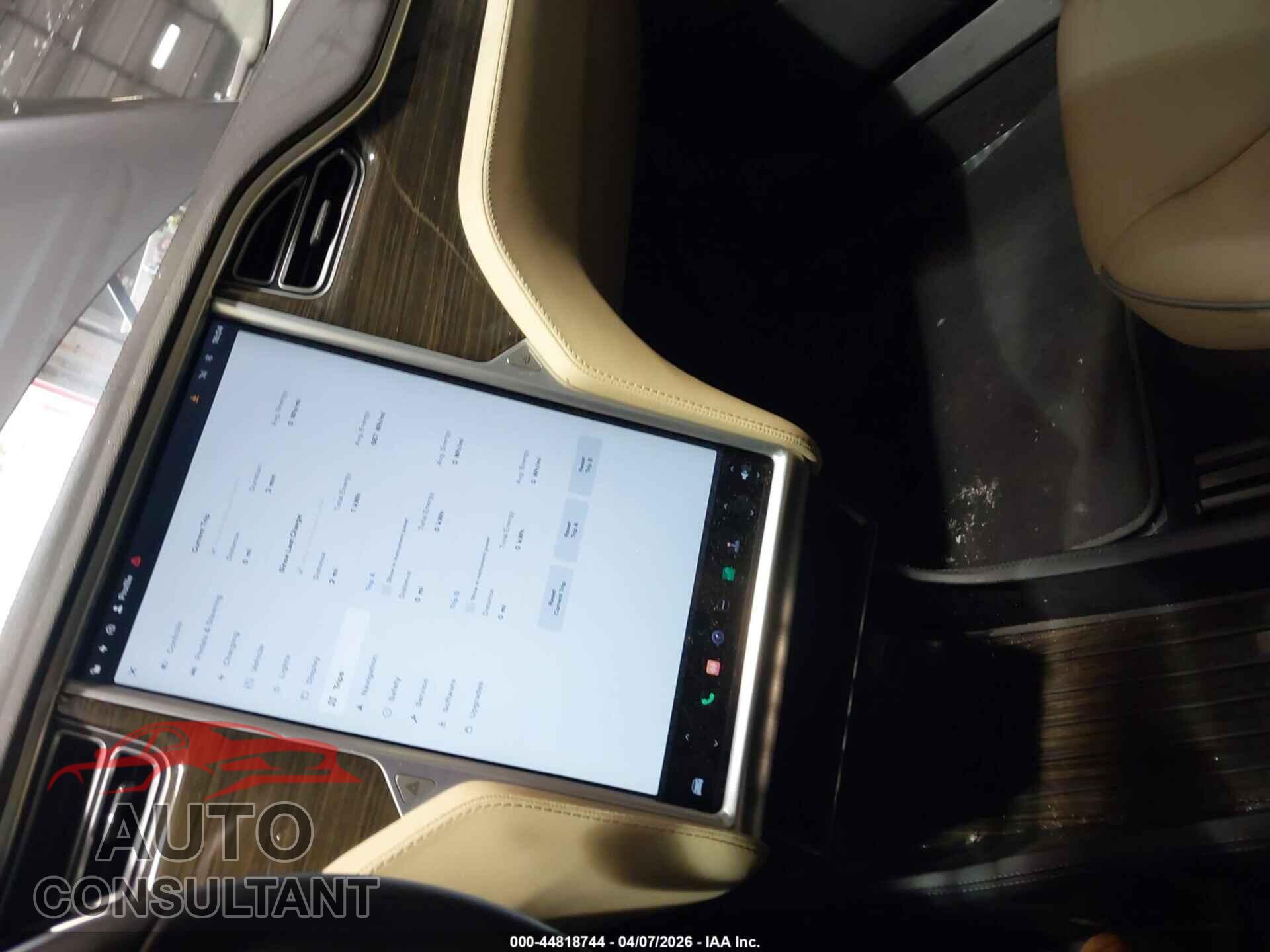 TESLA MODEL S 2014 - 5YJSA1S19EFP47915