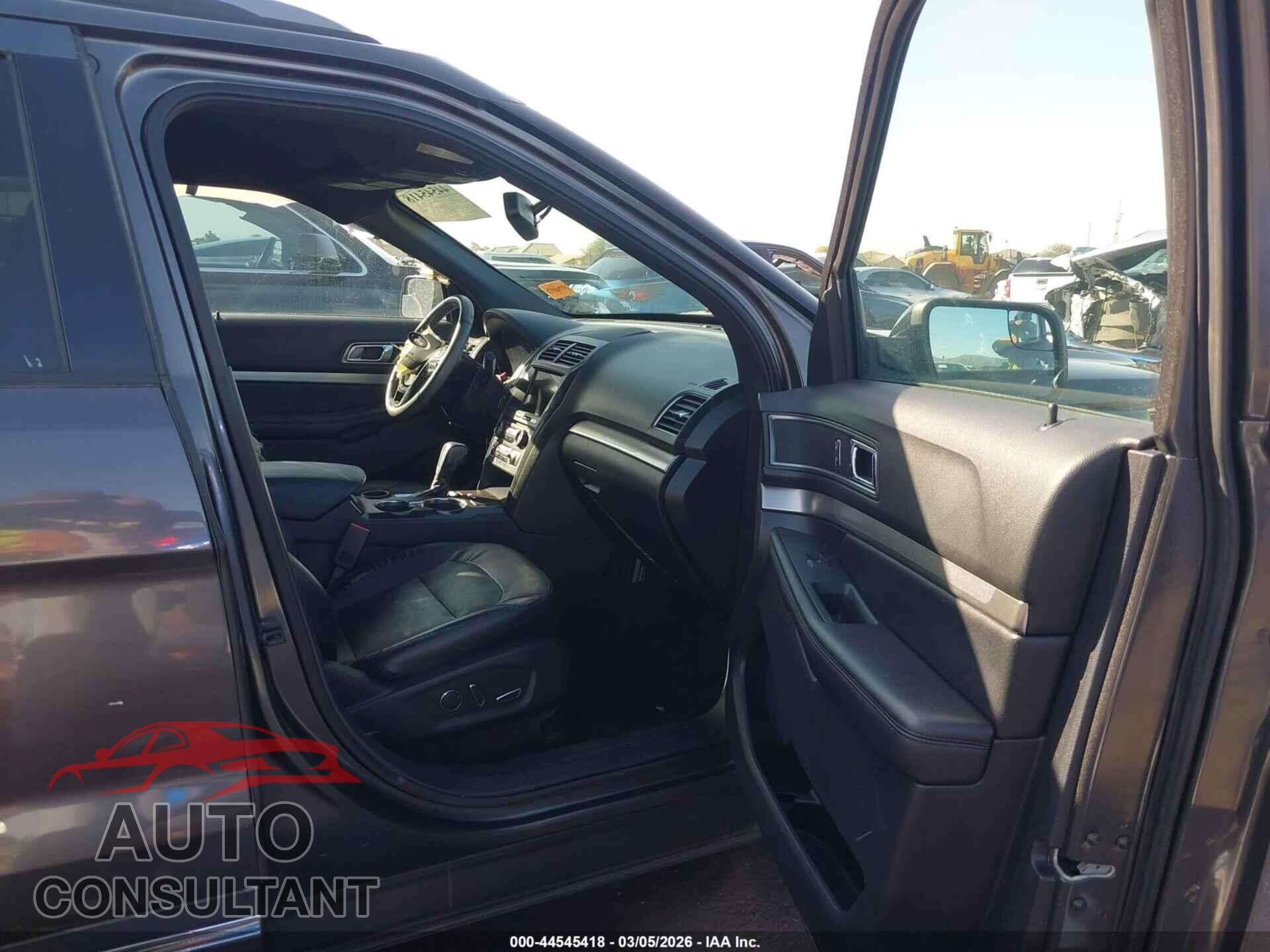 FORD EXPLORER 2018 - 1FM5K7DH7JGB90375